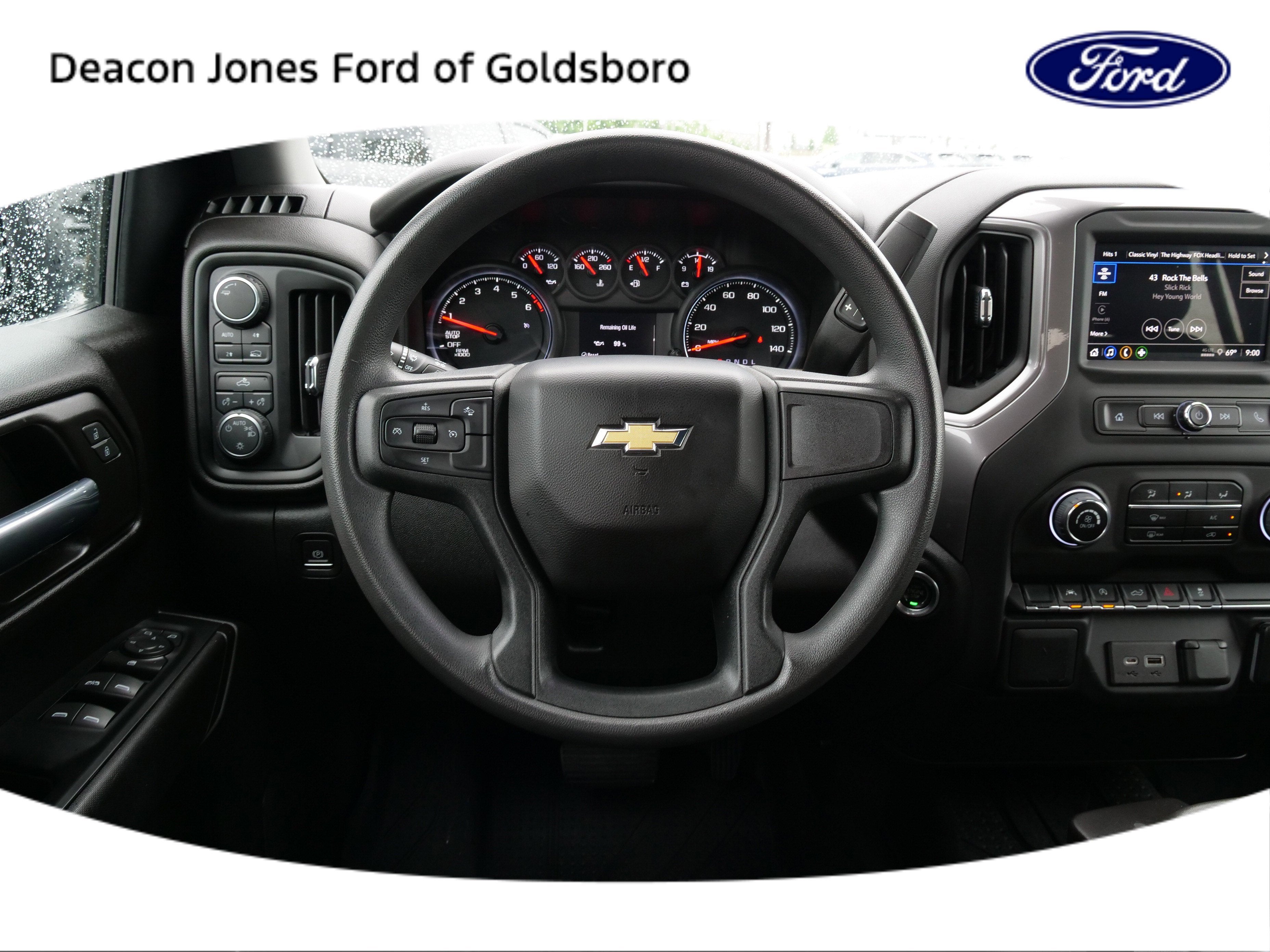 2023 Chevrolet Silverado 1500 Custom