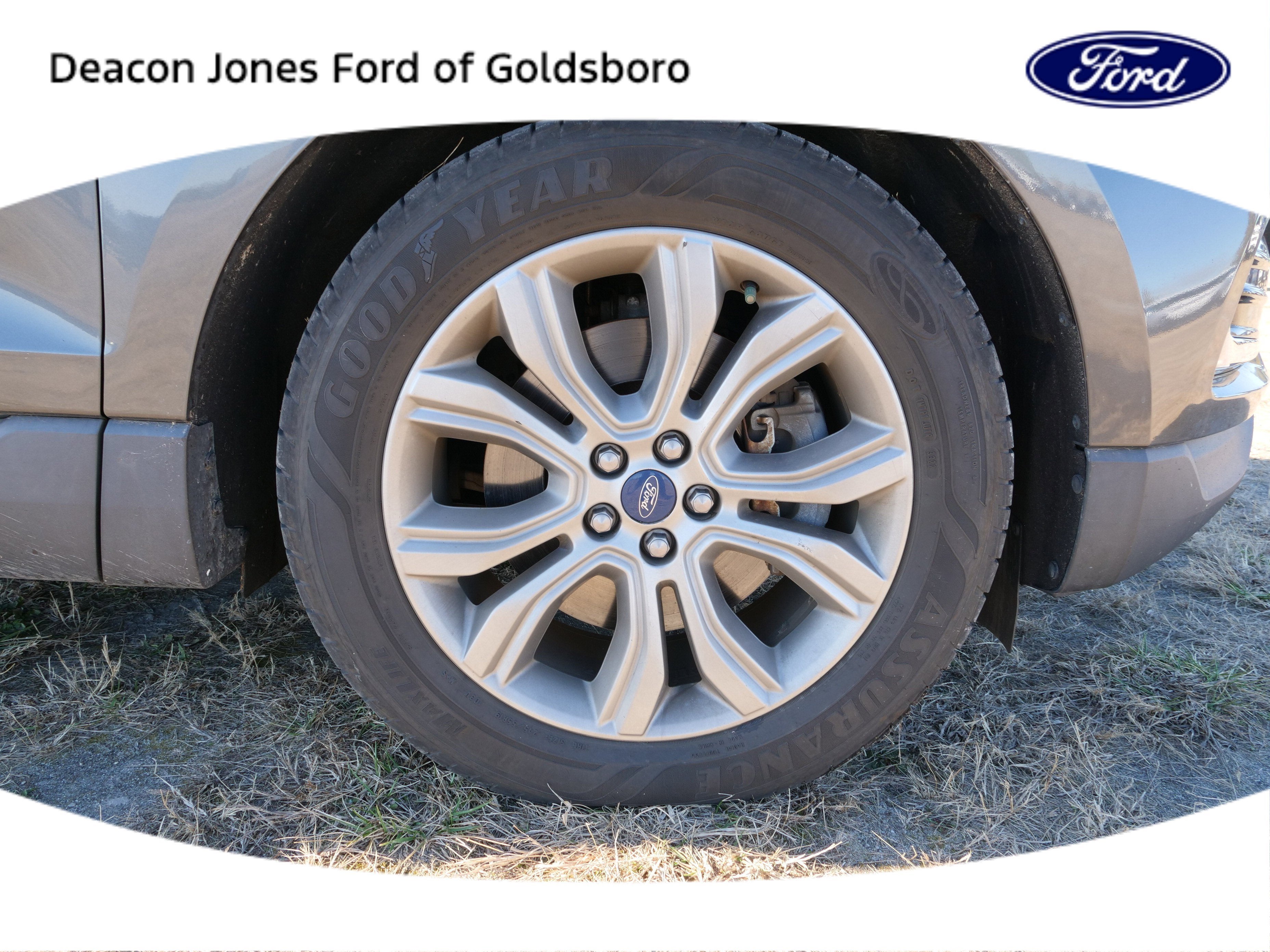 2019 Ford Edge Titanium