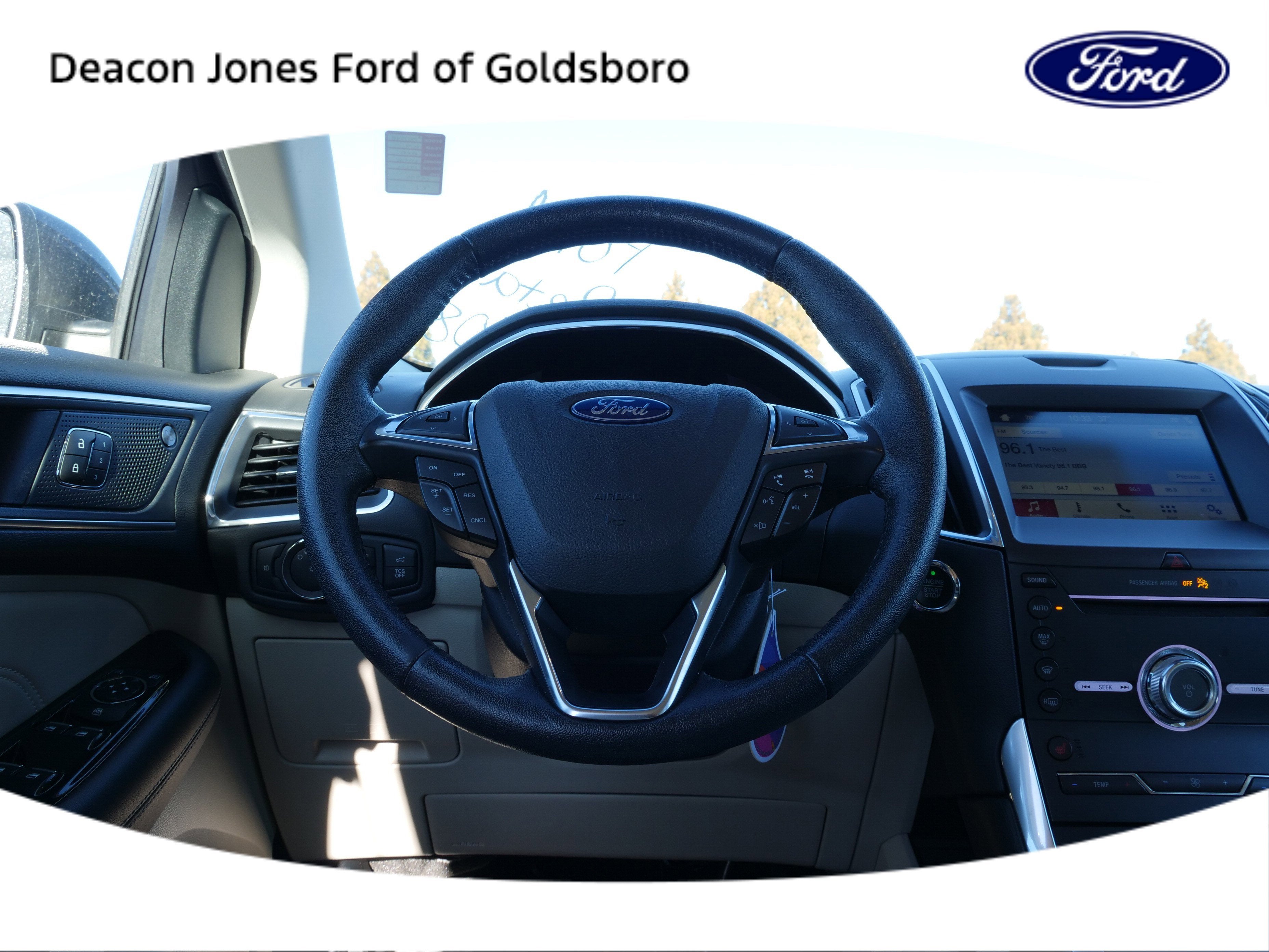 2019 Ford Edge Titanium