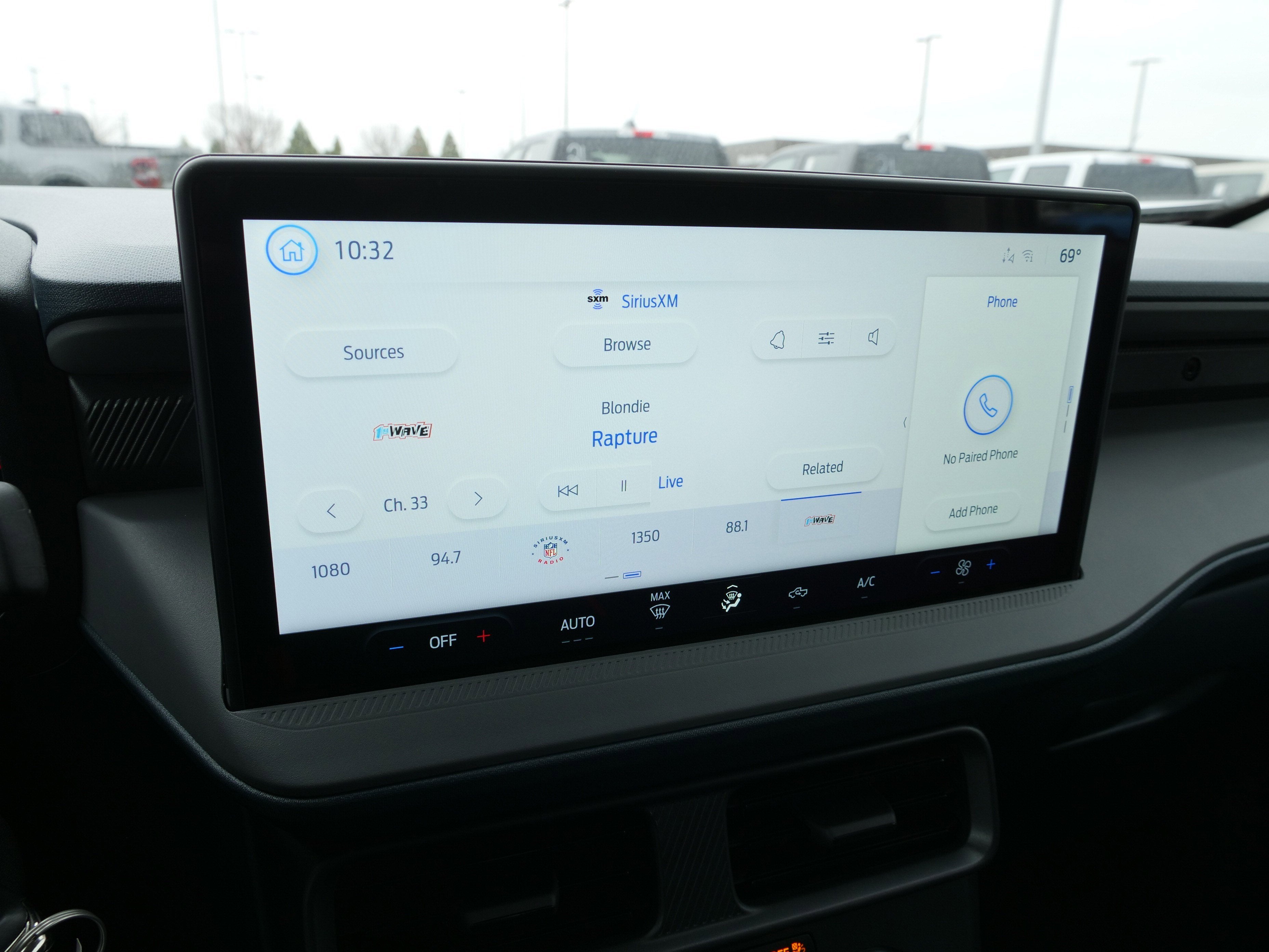 2025 Ford Maverick XL