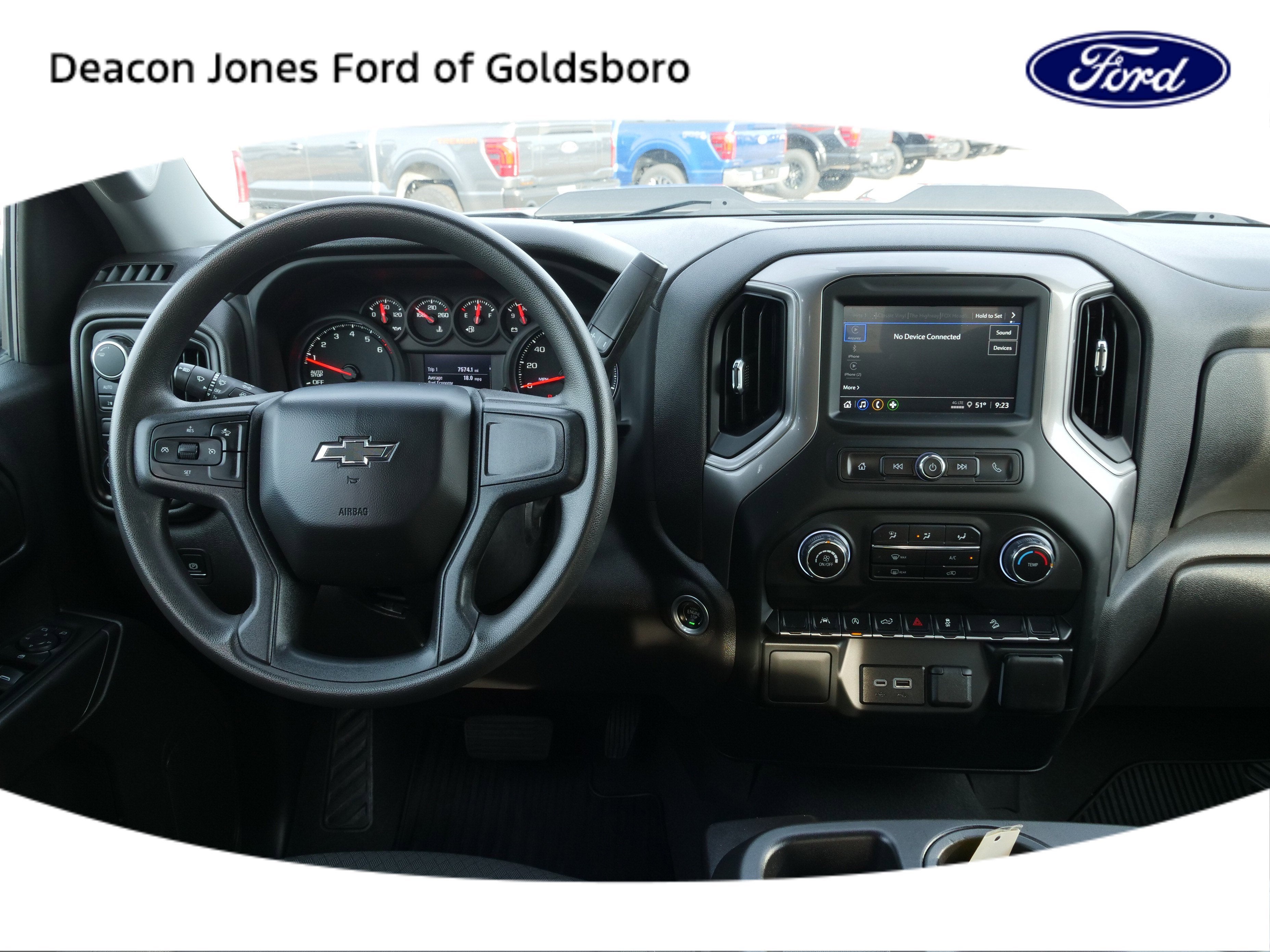 2024 Chevrolet Silverado 1500 Custom Trail Boss