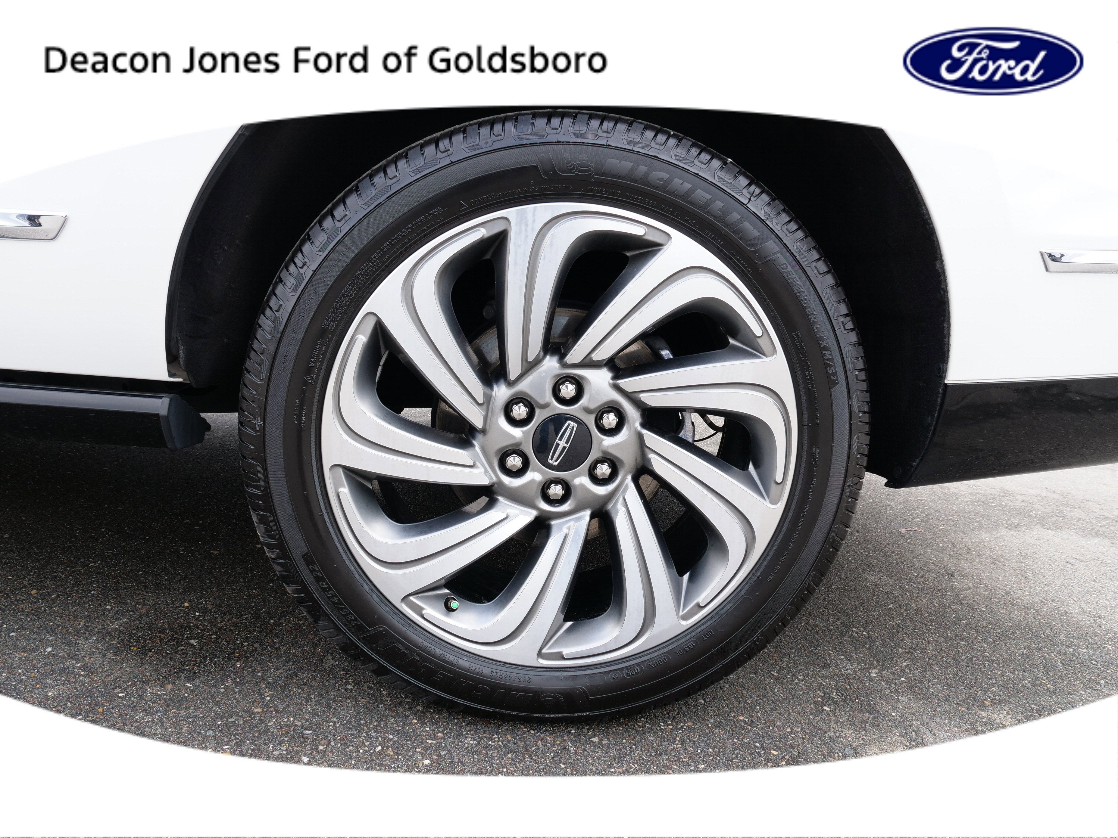 2023 Lincoln Navigator L Reserve