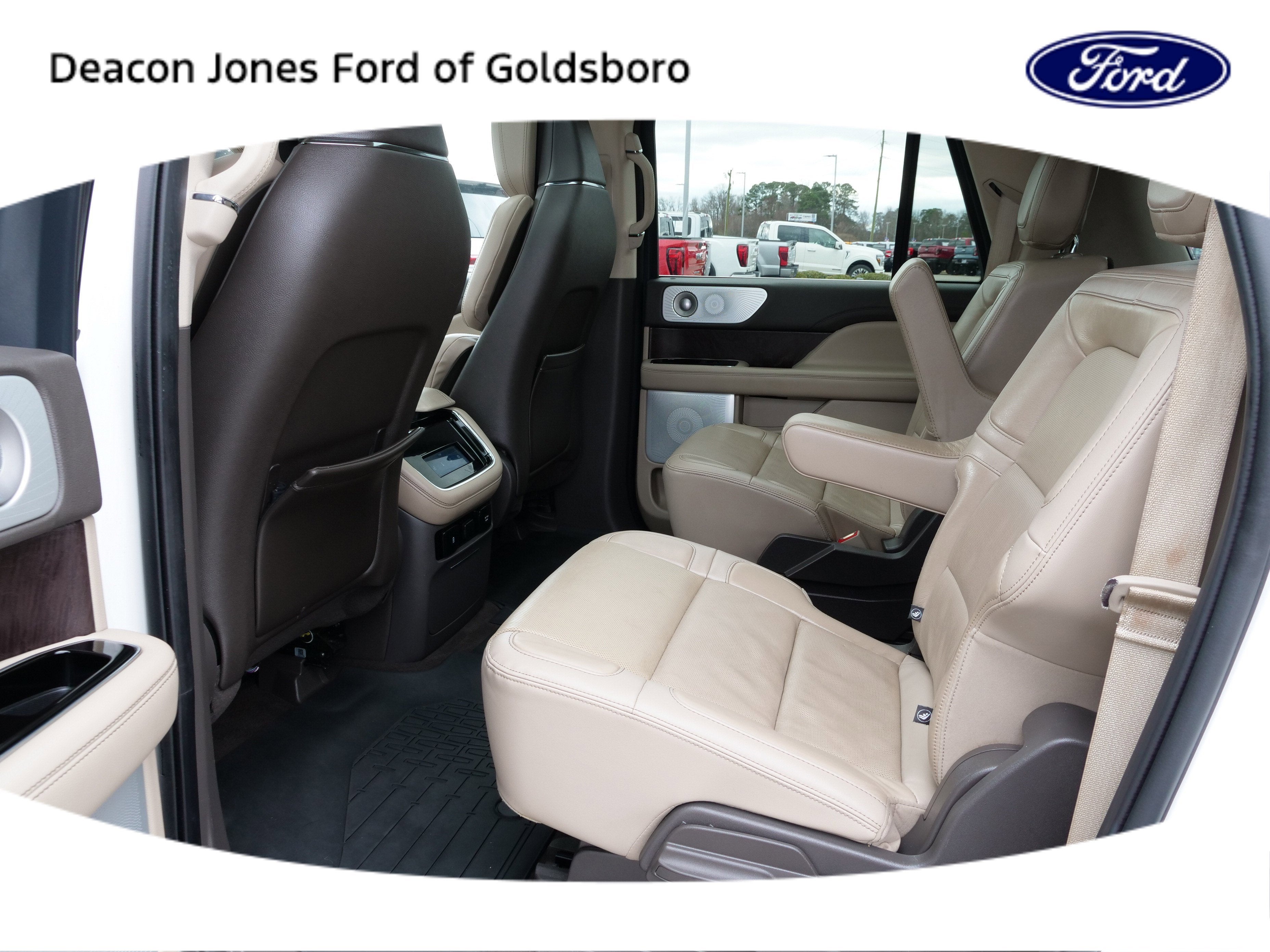 2023 Lincoln Navigator L Reserve