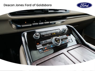 2023 Lincoln Navigator L Reserve