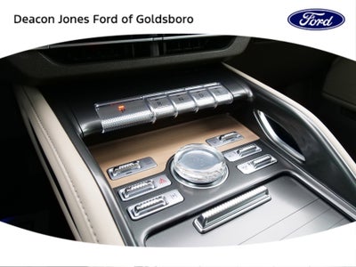 2025 Lincoln Nautilus Reserve