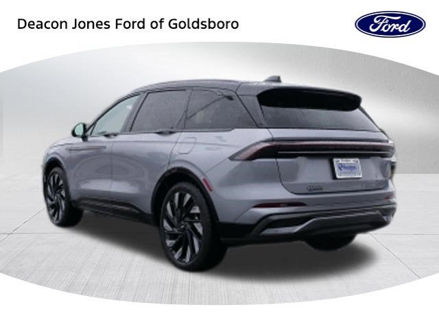 2025 Lincoln Nautilus Reserve