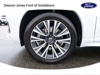 2021 Volvo XC90 Momentum
