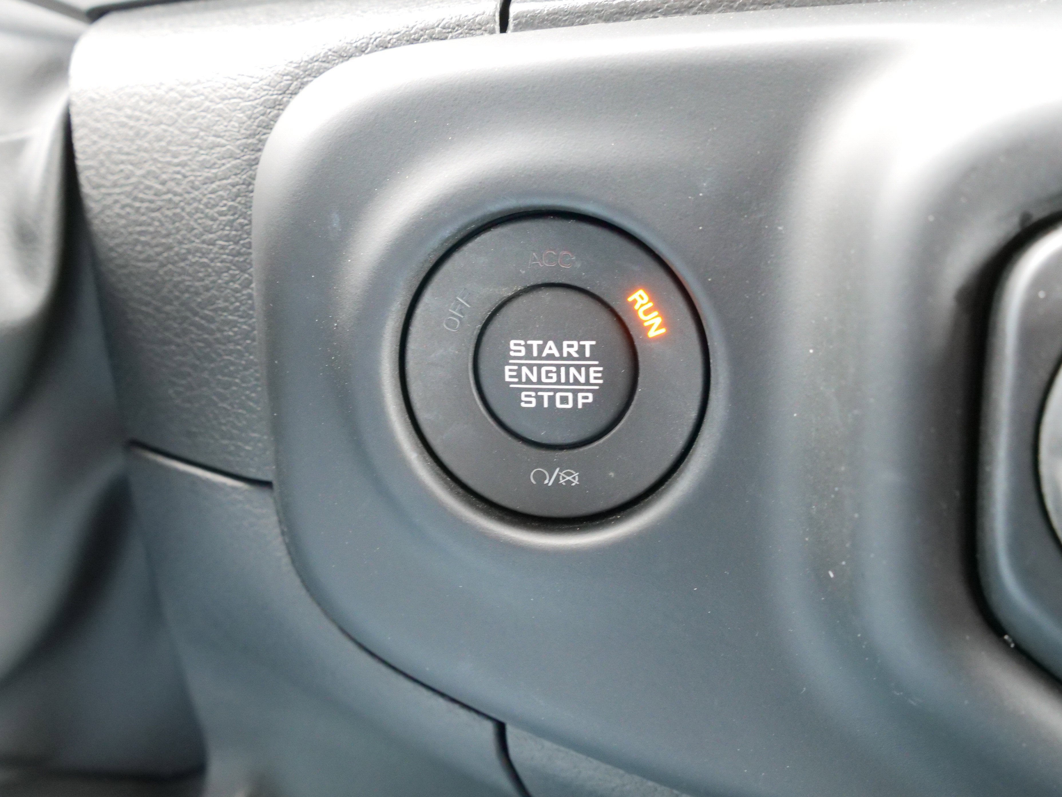 2023 Jeep Wrangler Sport Altitude