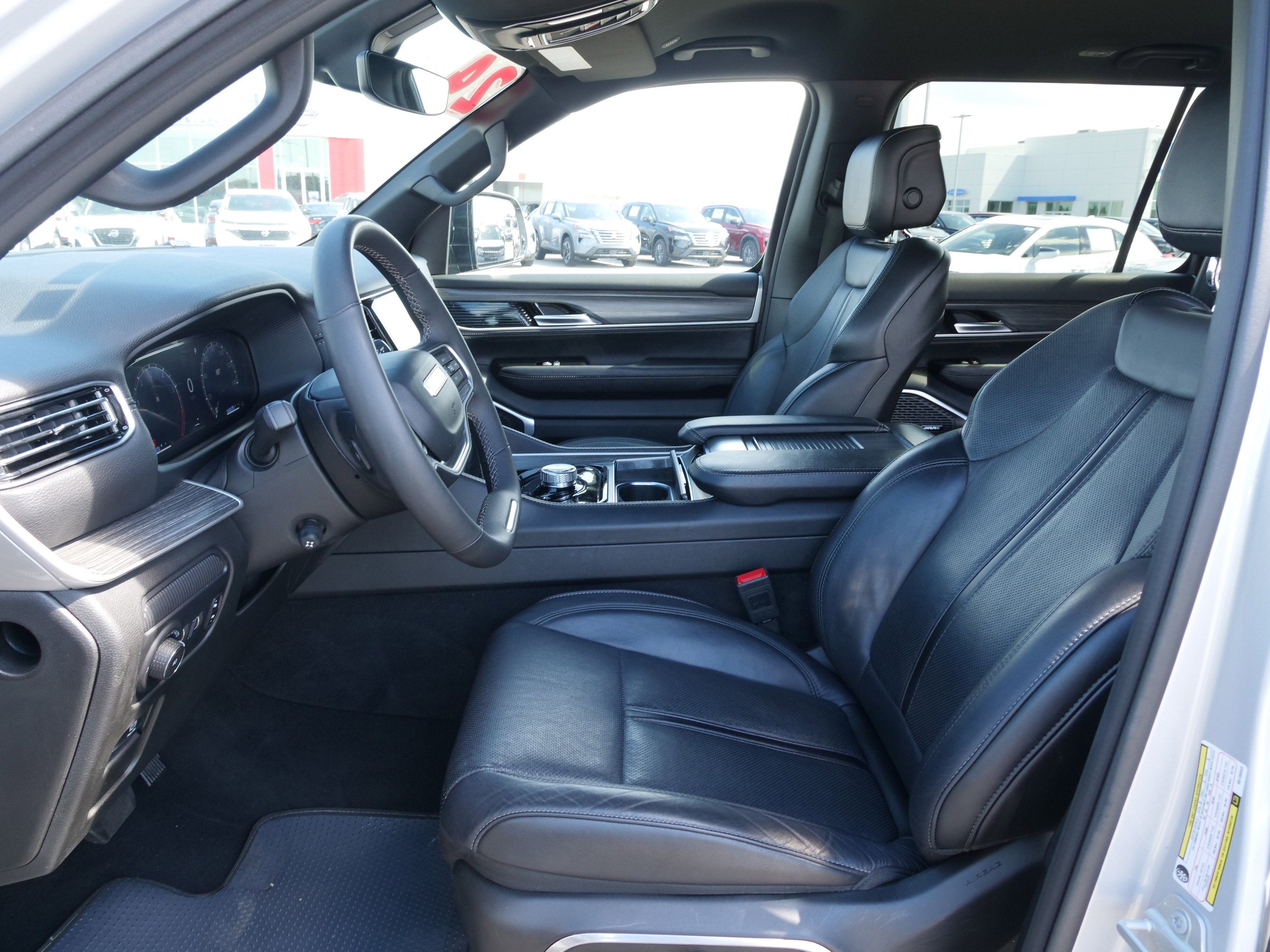 2024 Jeep Wagoneer L Series II