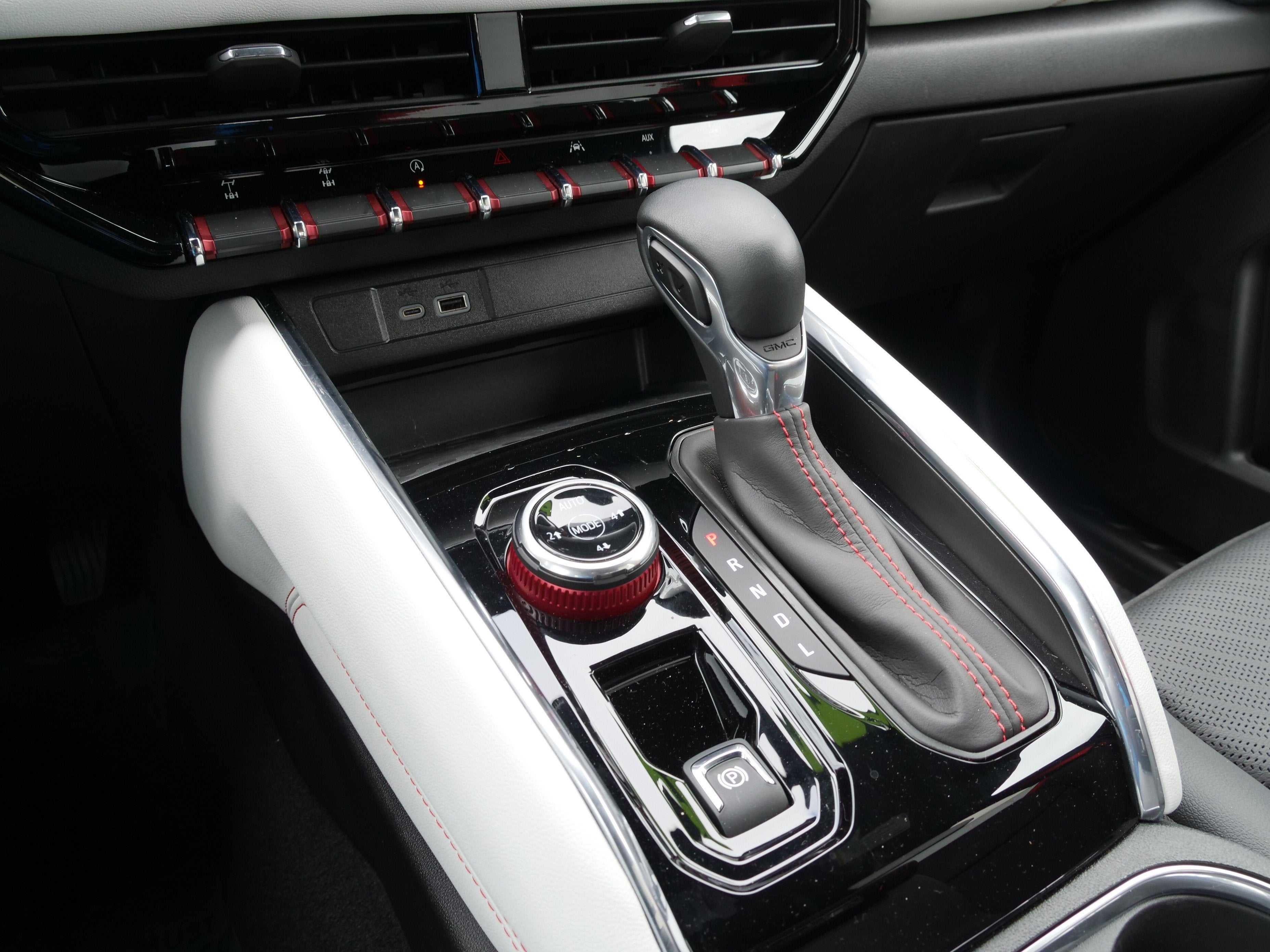 2024 GMC Canyon 4WD AT4X