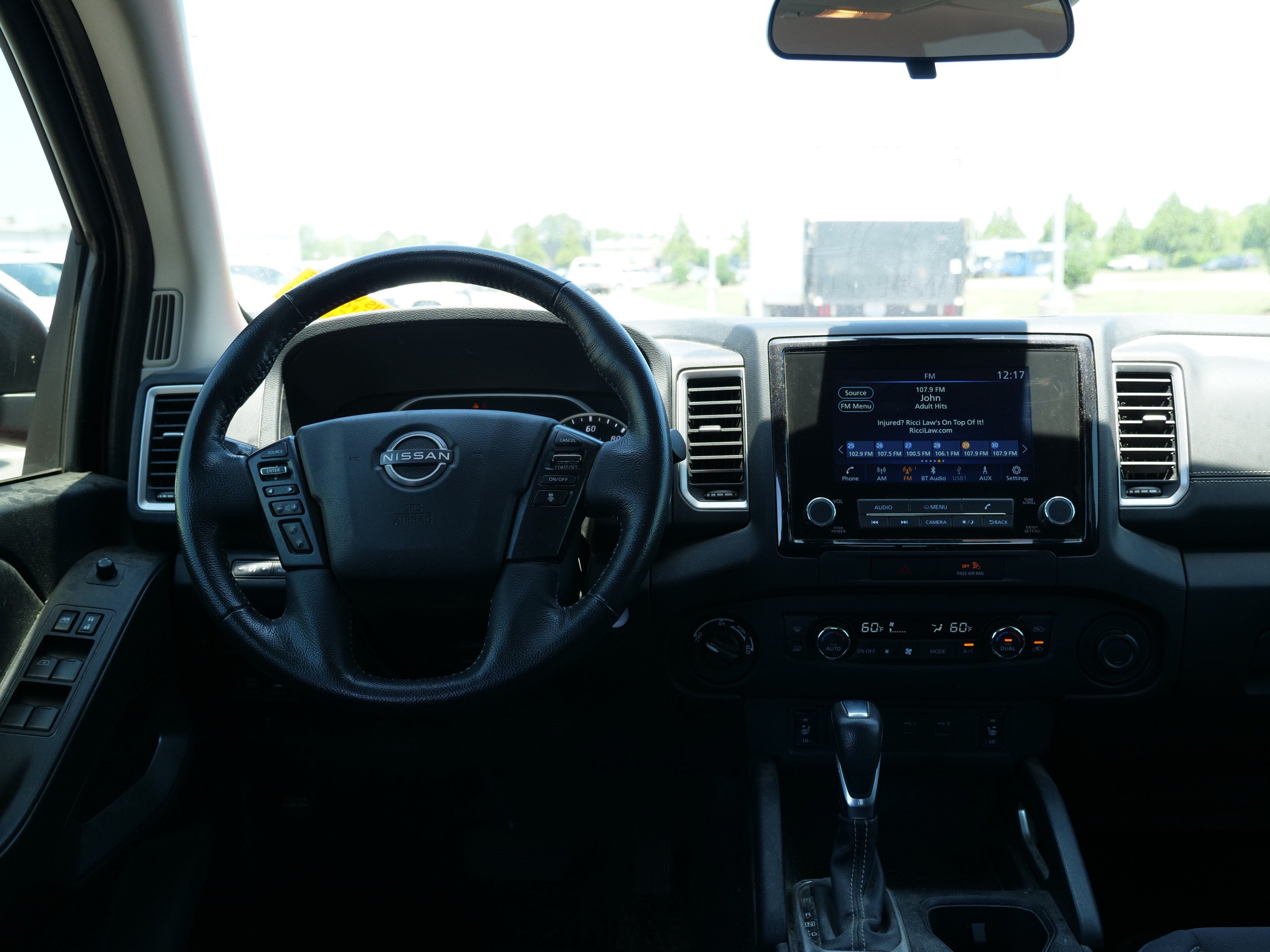 2022 Nissan Frontier SV