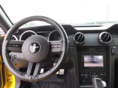 2005 Ford Mustang GT Premium
