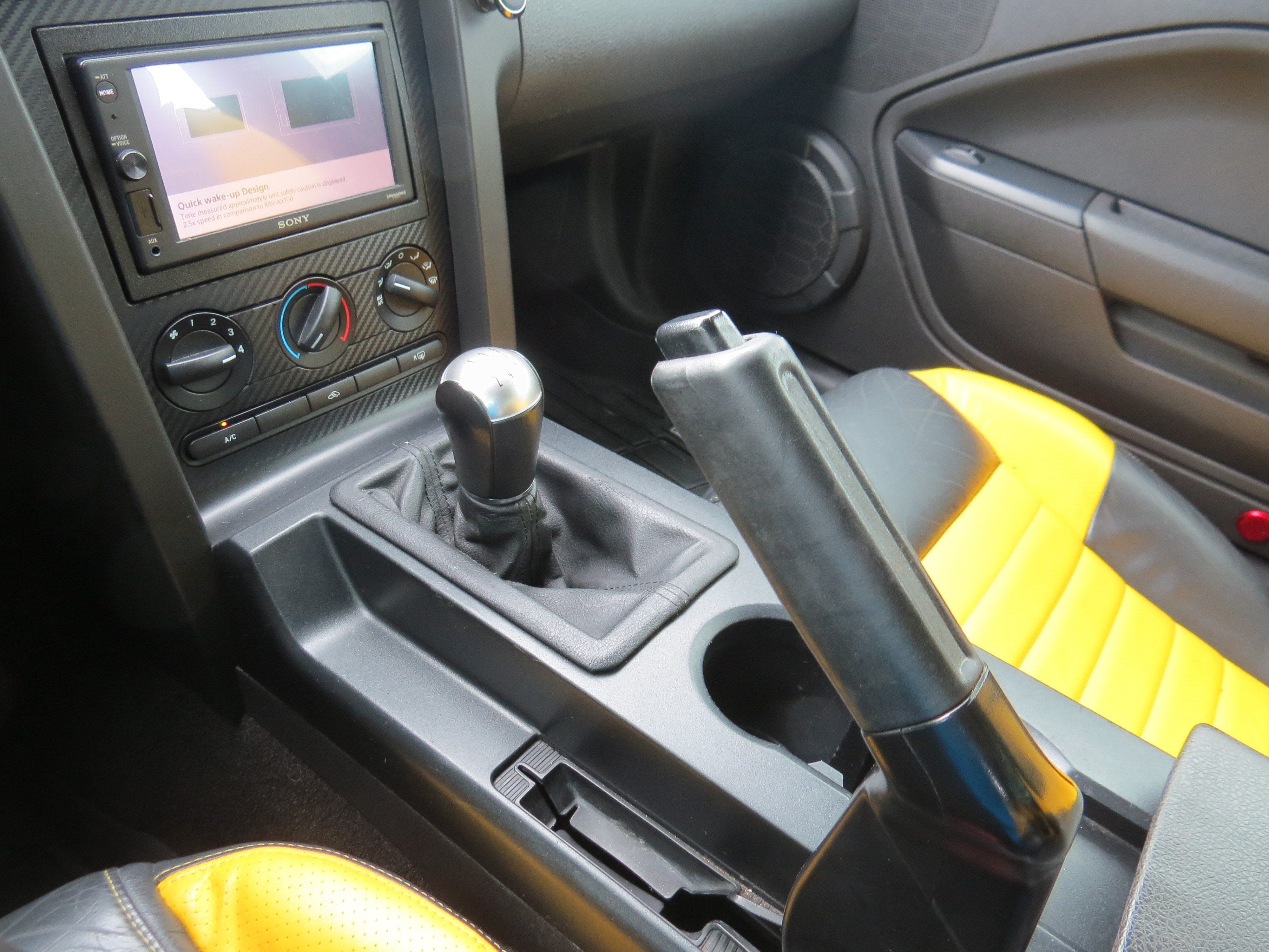 2005 Ford Mustang GT Premium