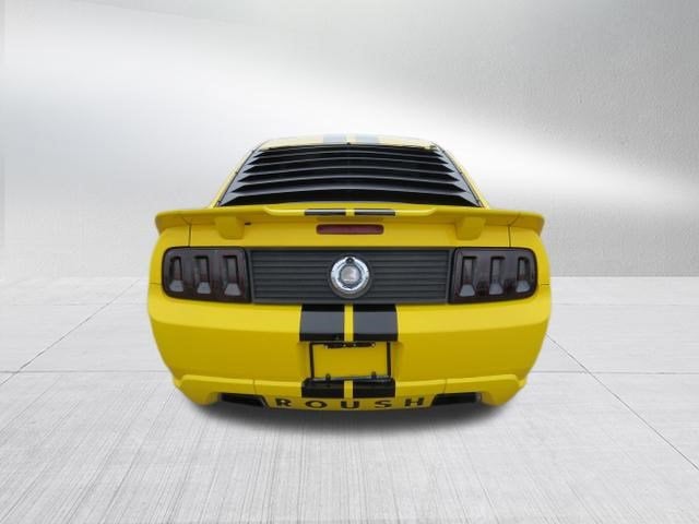2005 Ford Mustang GT Premium