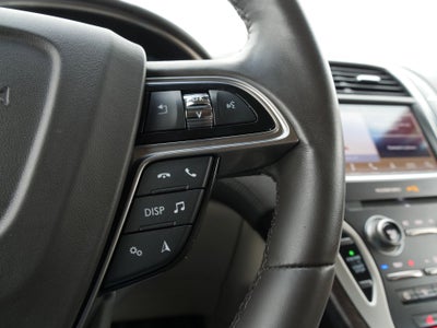 2019 Lincoln Nautilus Select