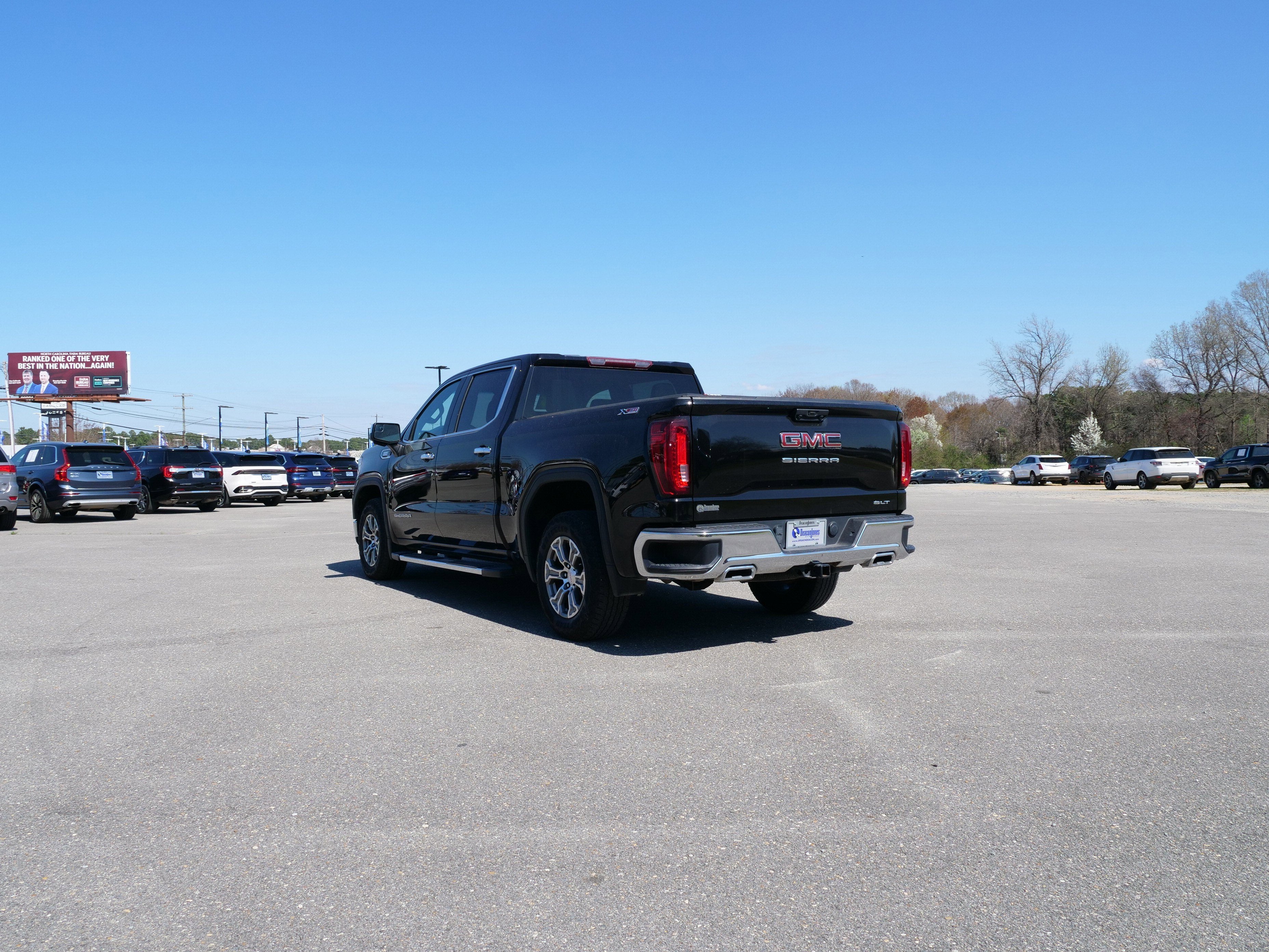 2023 GMC Sierra 1500 SLT