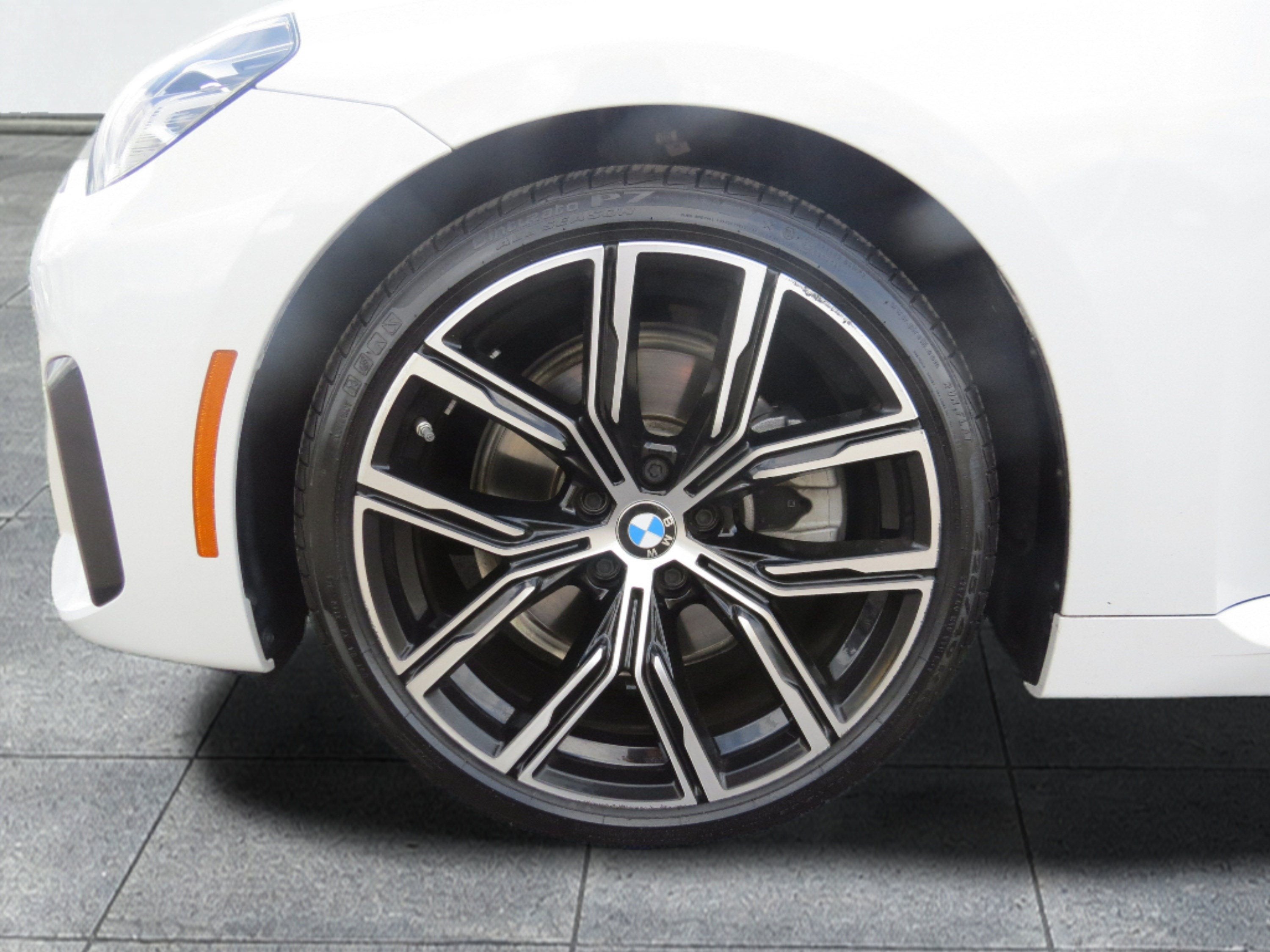 2024 BMW 2 Series 230i
