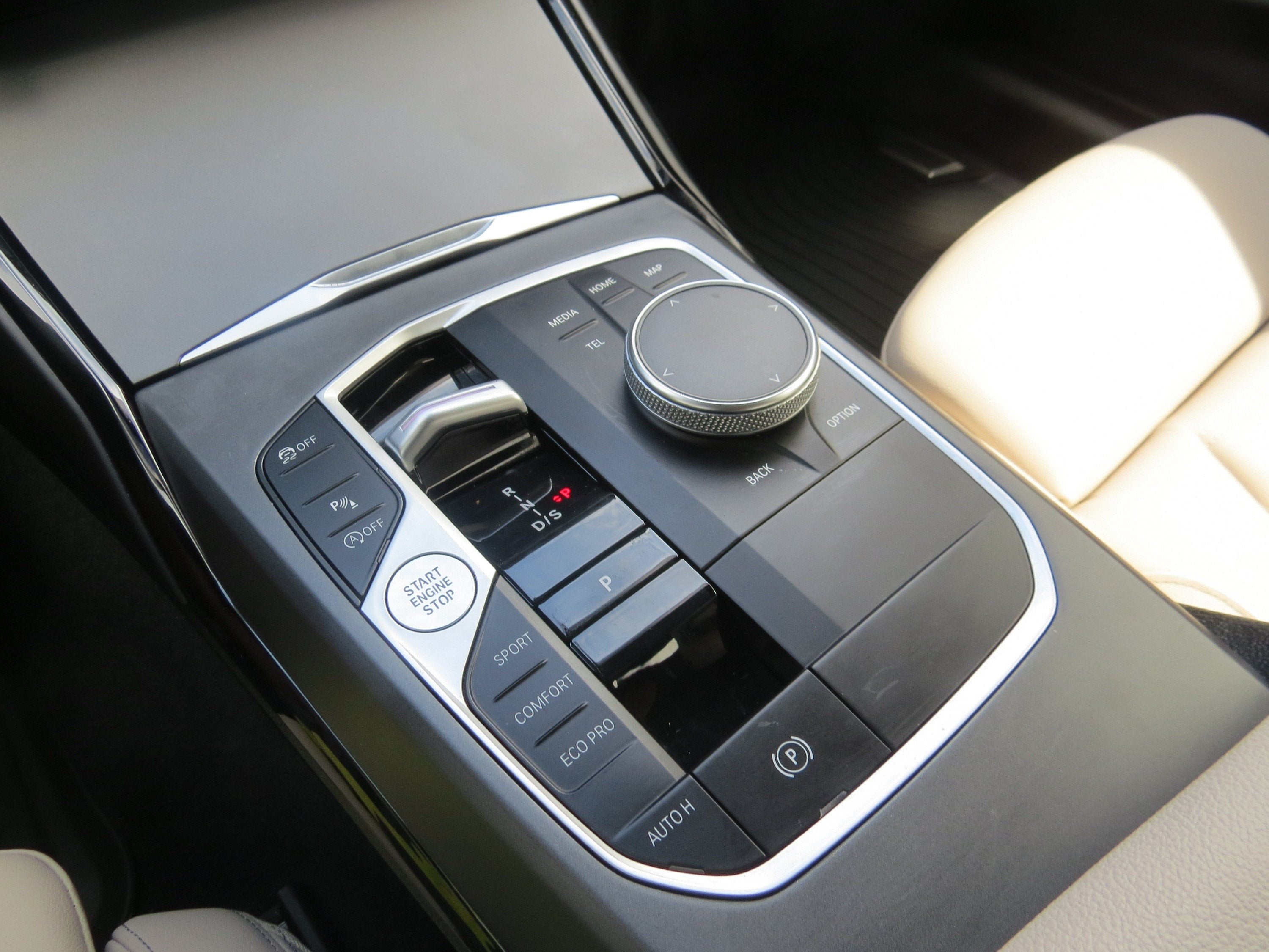 2024 BMW 2 Series 230i