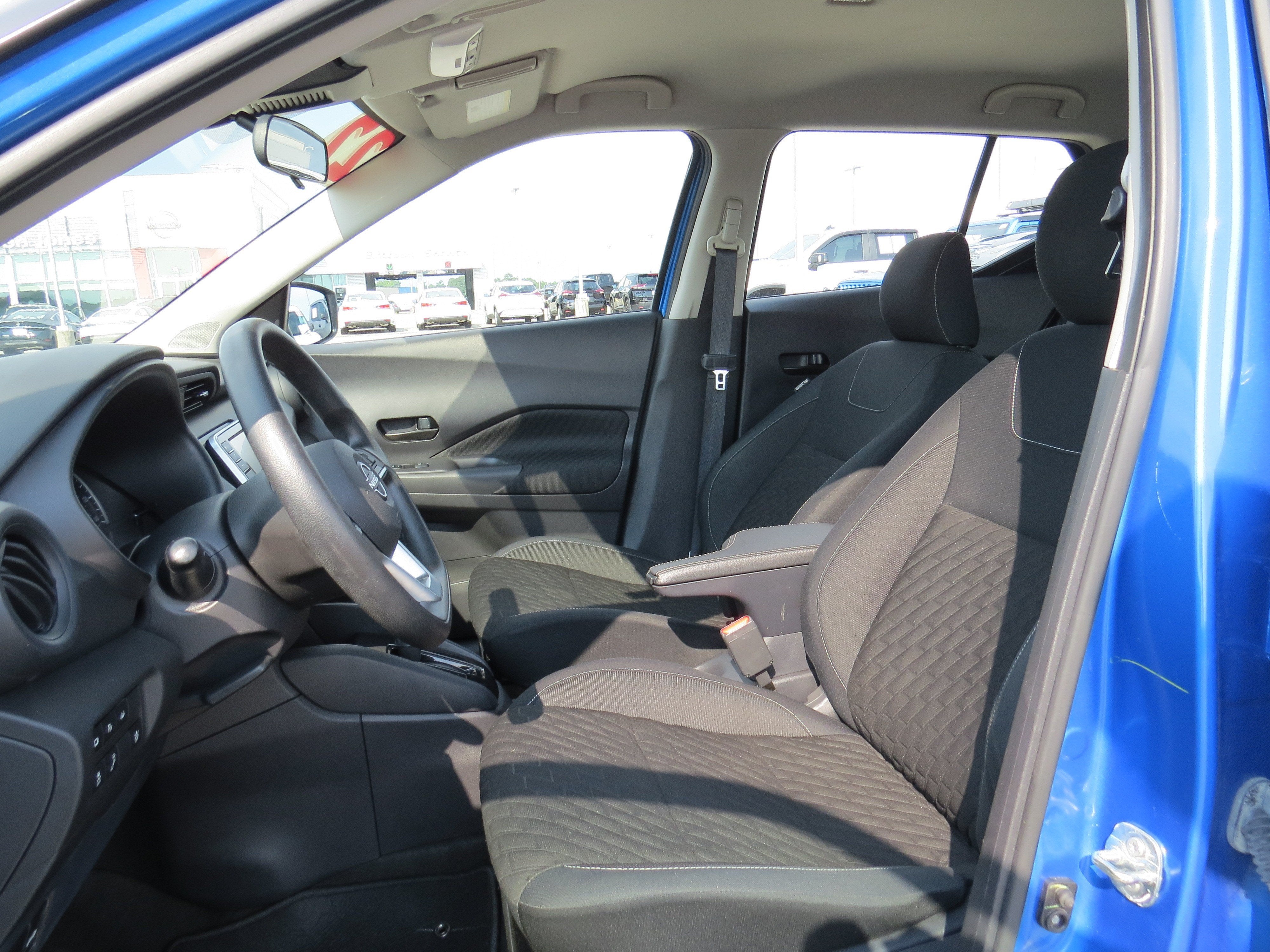 2022 Nissan Kicks S