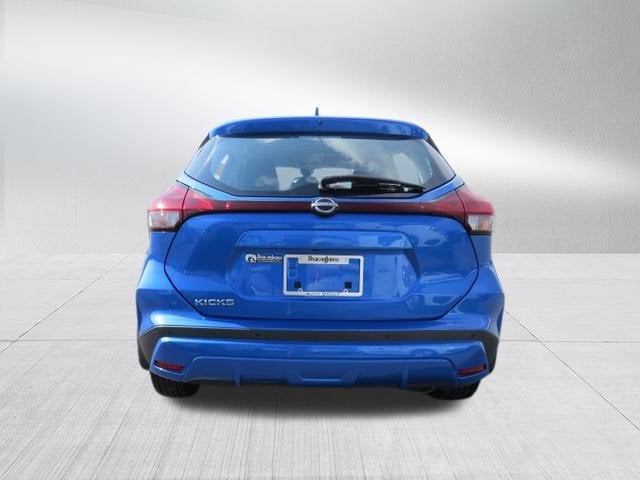 2022 Nissan Kicks S