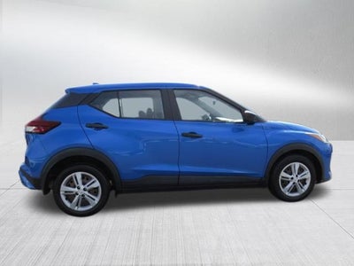 2022 Nissan Kicks S