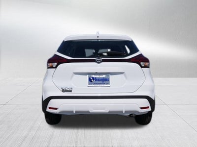 2025 Nissan Kicks Play S