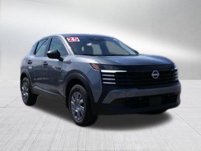 2025 Nissan Kicks S