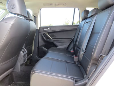 2021 Volkswagen Tiguan SE R-Line Black