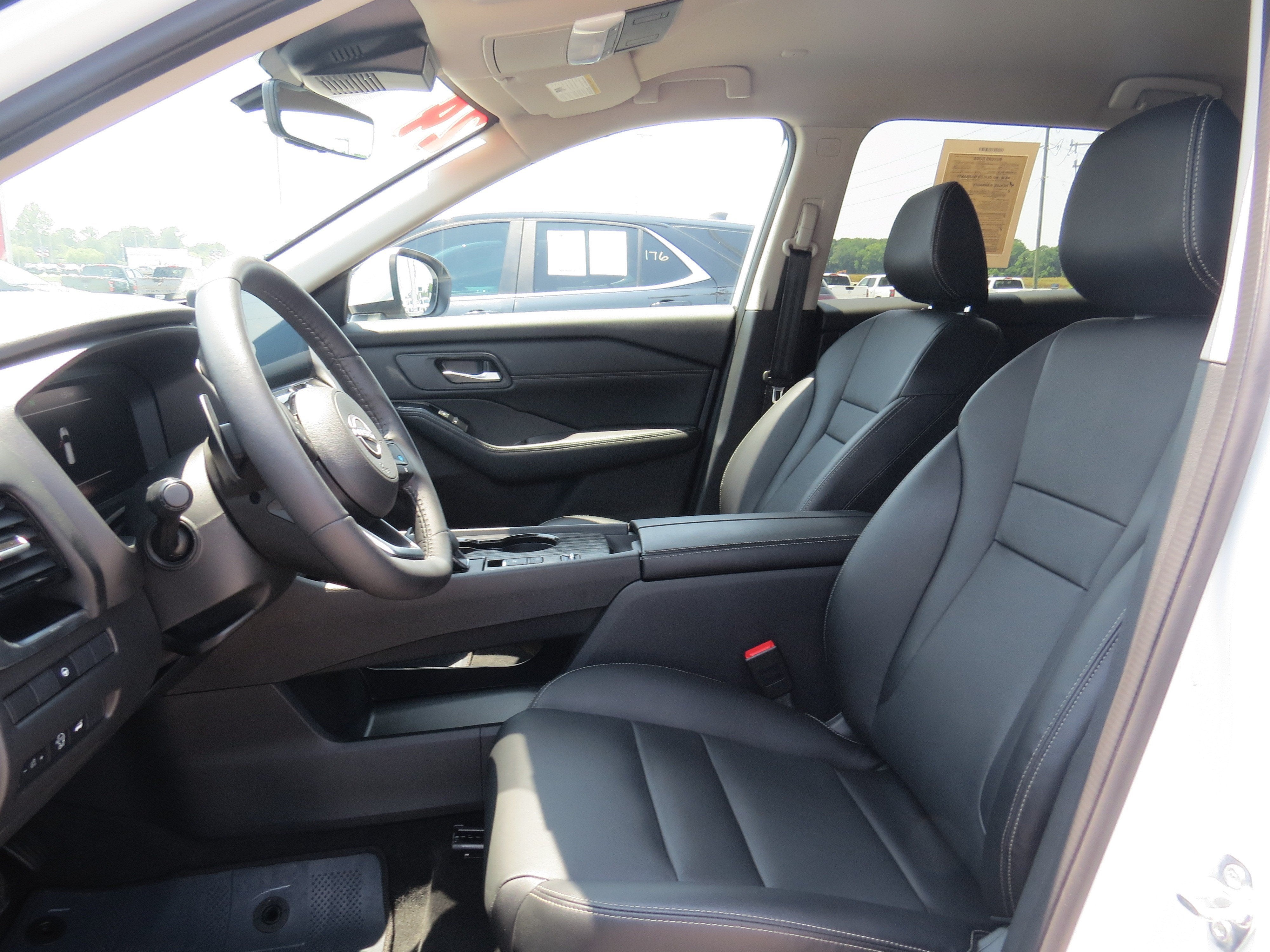 2024 Nissan Rogue SL