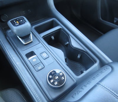 2023 Nissan Pathfinder S