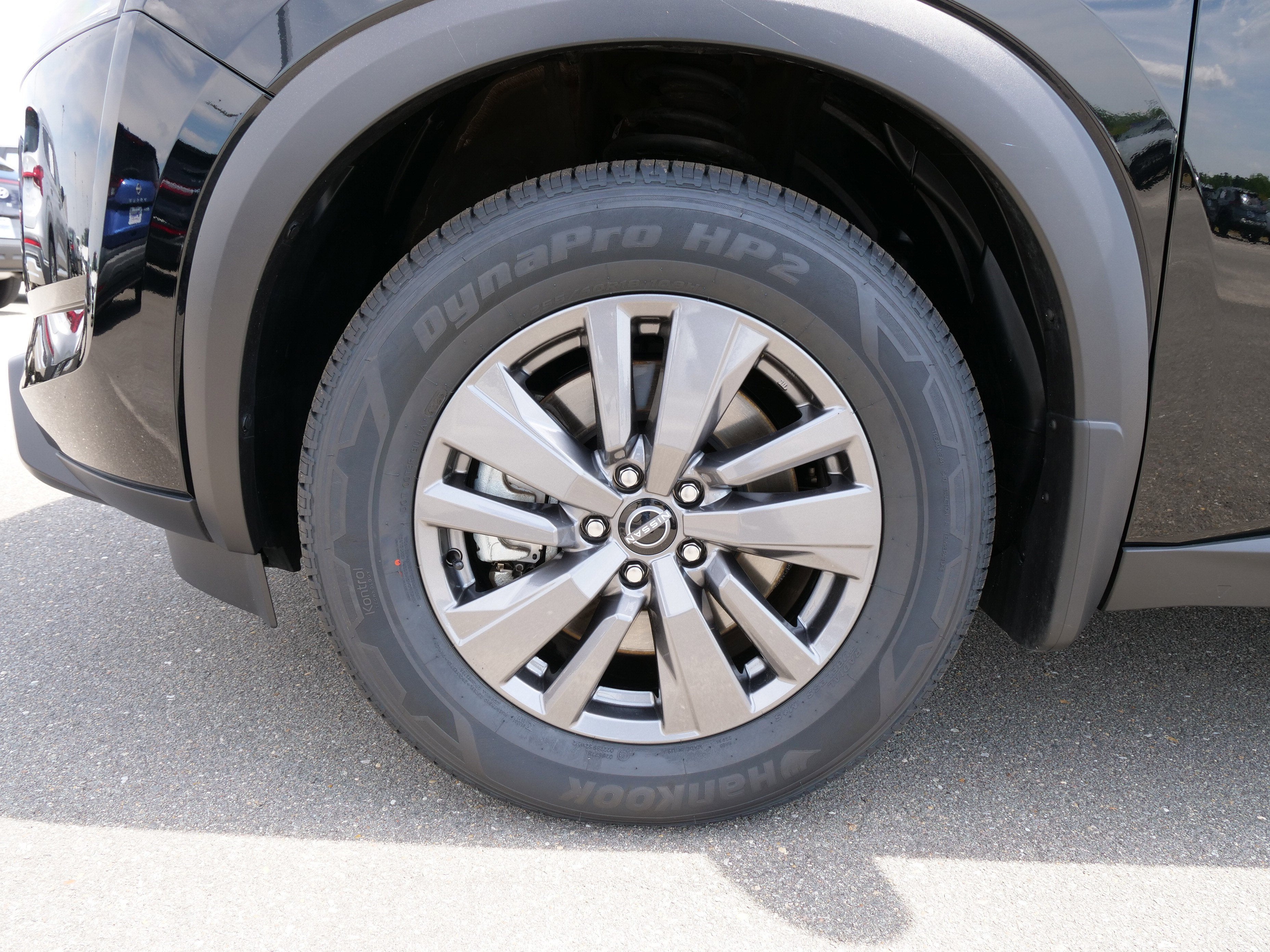 2025 Nissan Pathfinder S