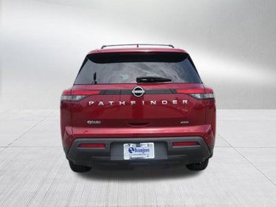 2025 Nissan Pathfinder SV