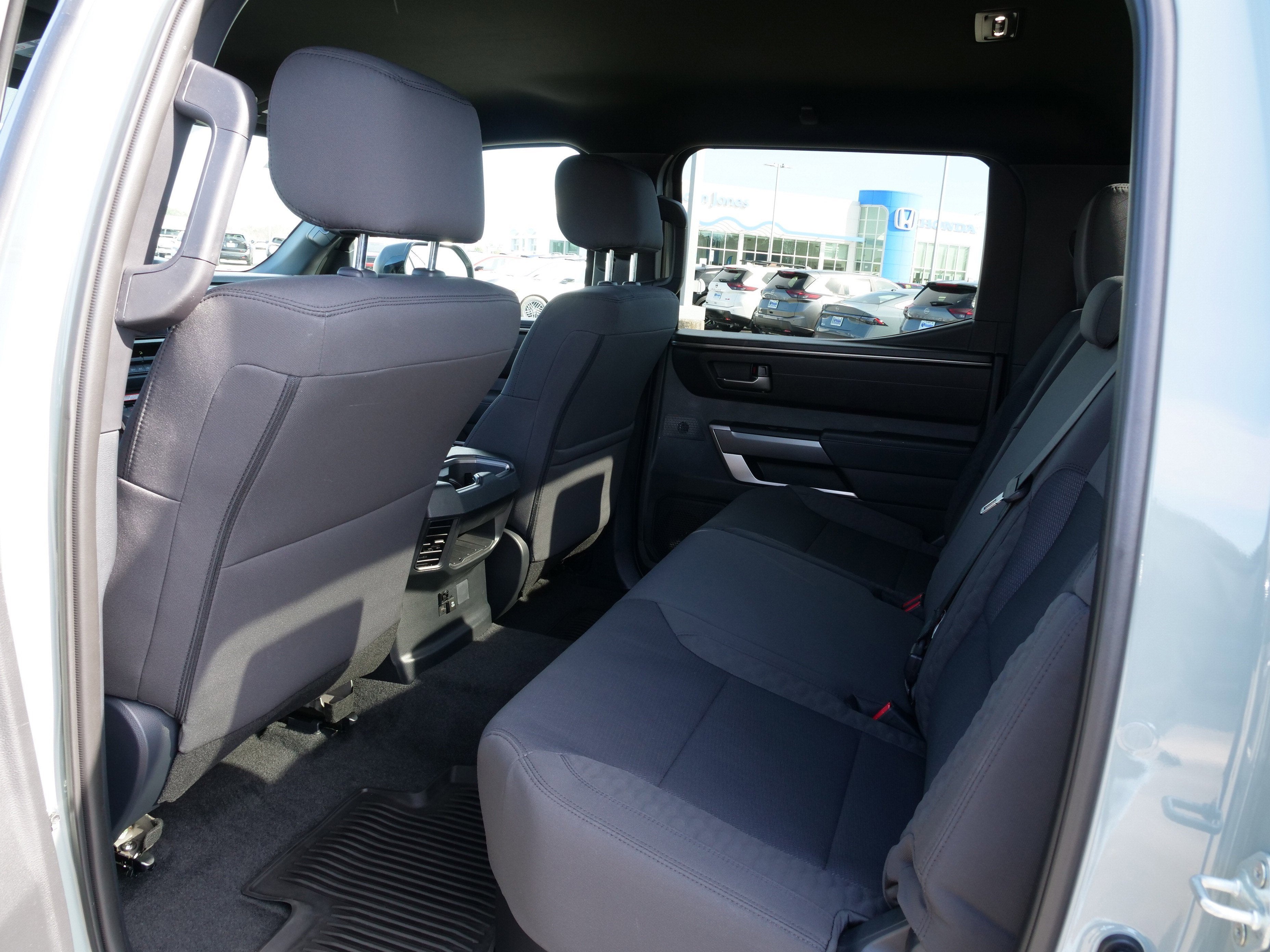 2025 Toyota Tundra 4WD SR5