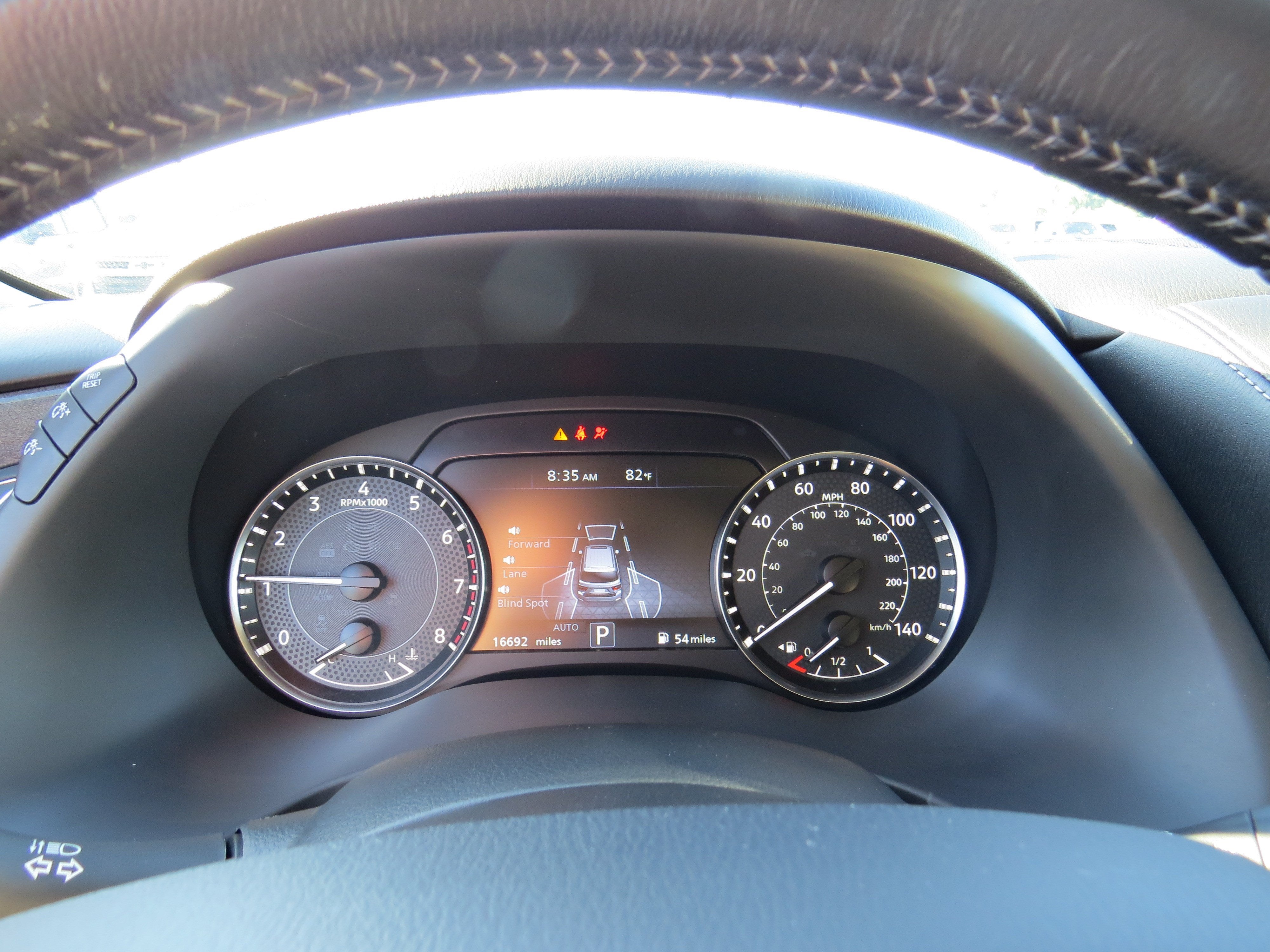 2024 Nissan Armada SV
