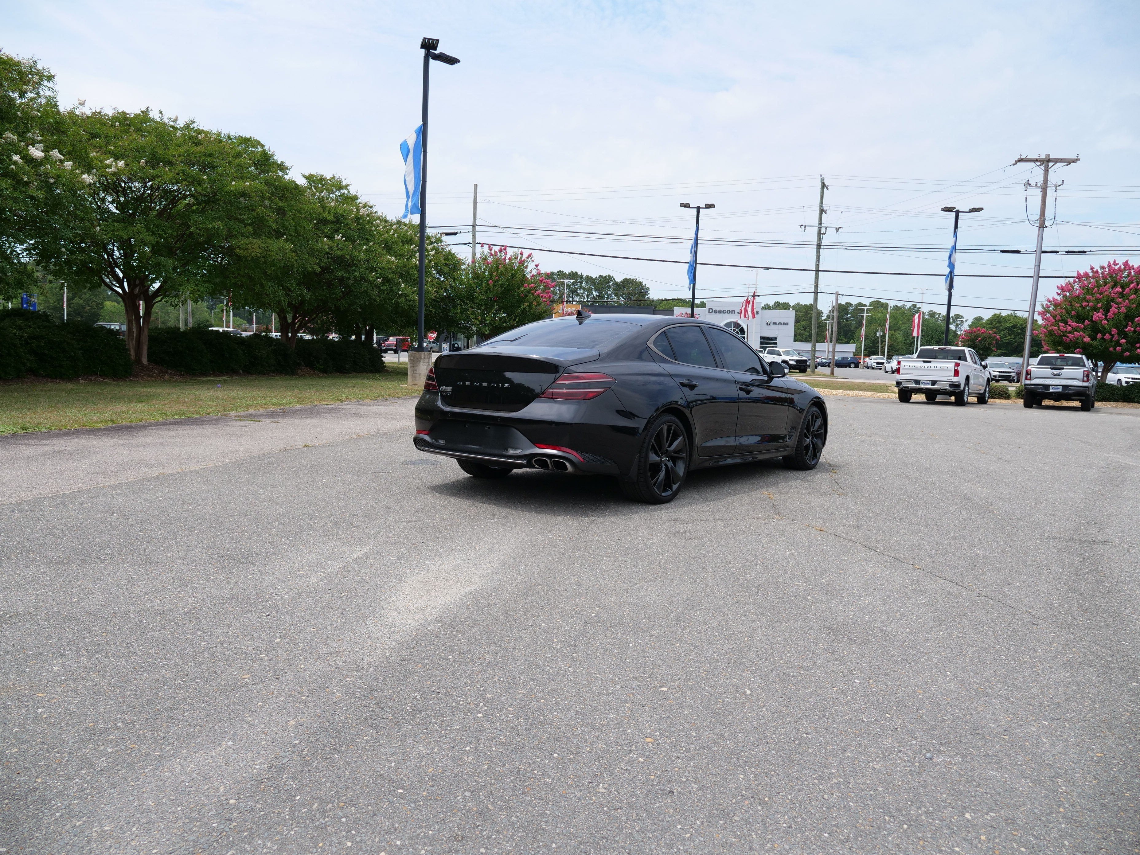 2023 Genesis G70 2.0T