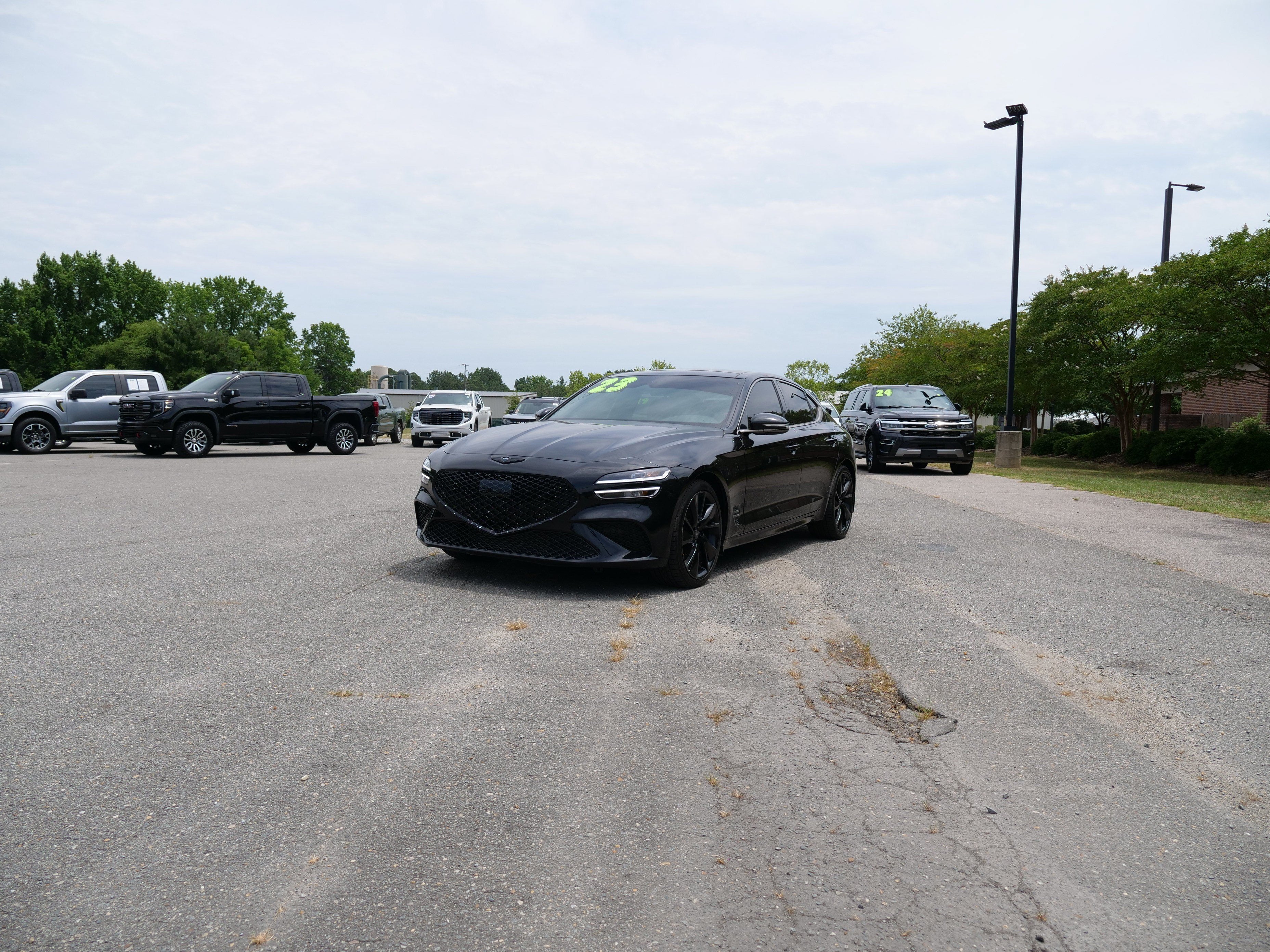 2023 Genesis G70 2.0T