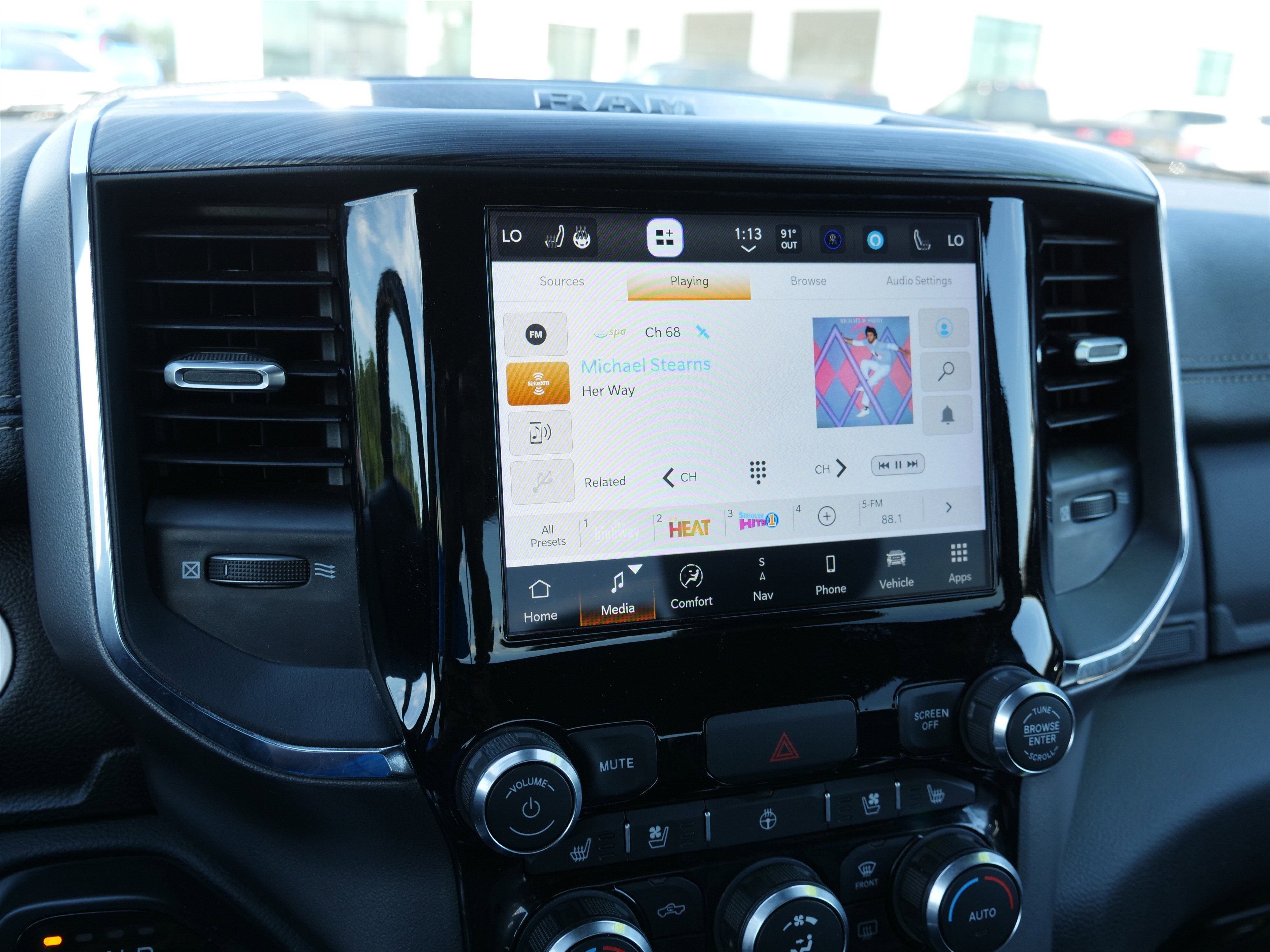 2024 RAM 1500 Laramie