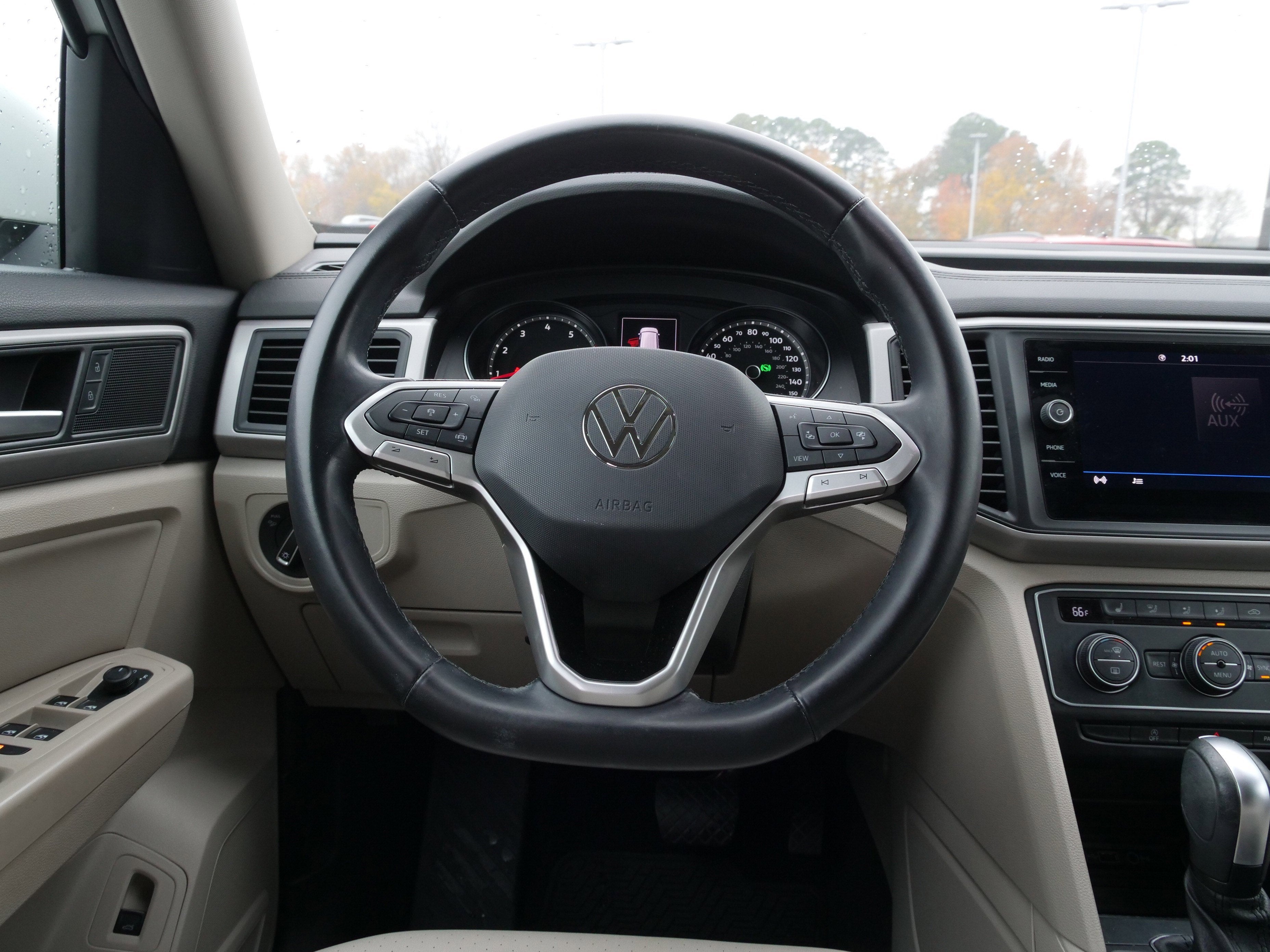 2021 Volkswagen Atlas 3.6L V6 SE w/Technology