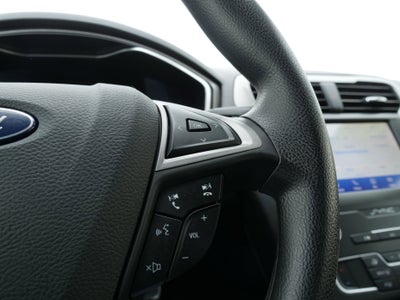 2020 Ford Fusion Hybrid SE