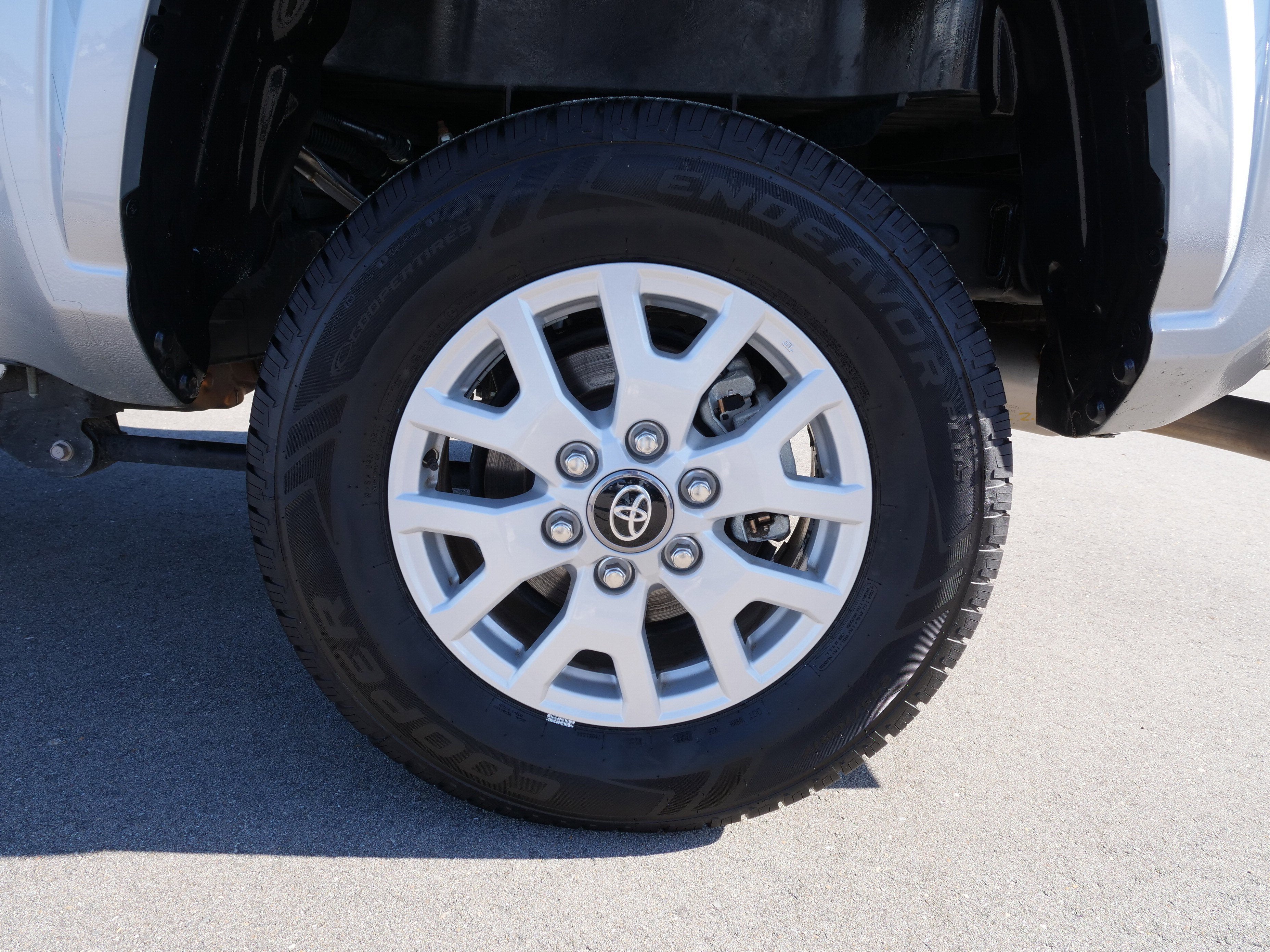 2024 Toyota Tacoma 2WD SR5