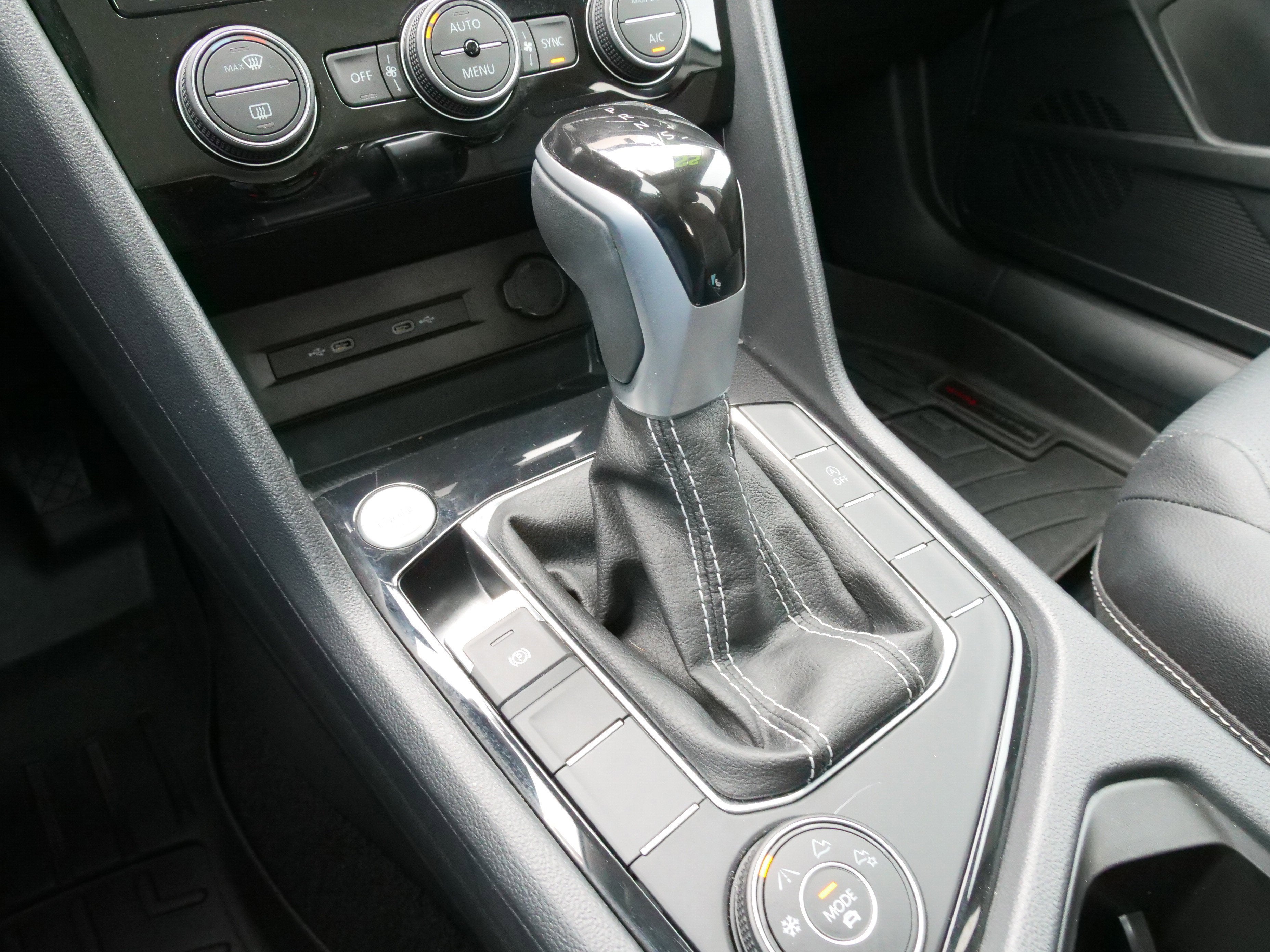 2022 Volkswagen Taos SEL