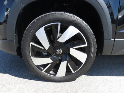 2024 Volkswagen Taos SEL