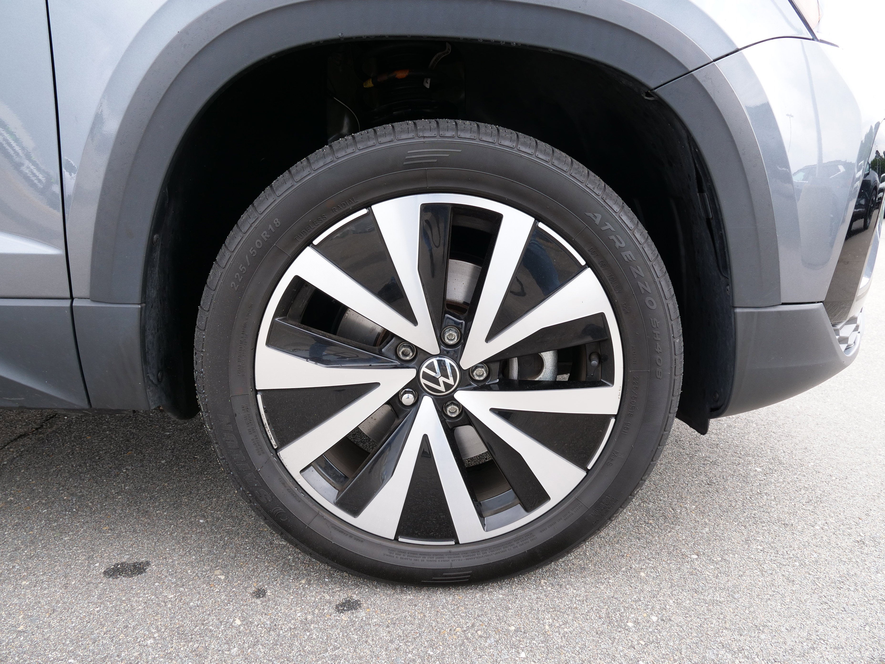 2022 Volkswagen Taos SE