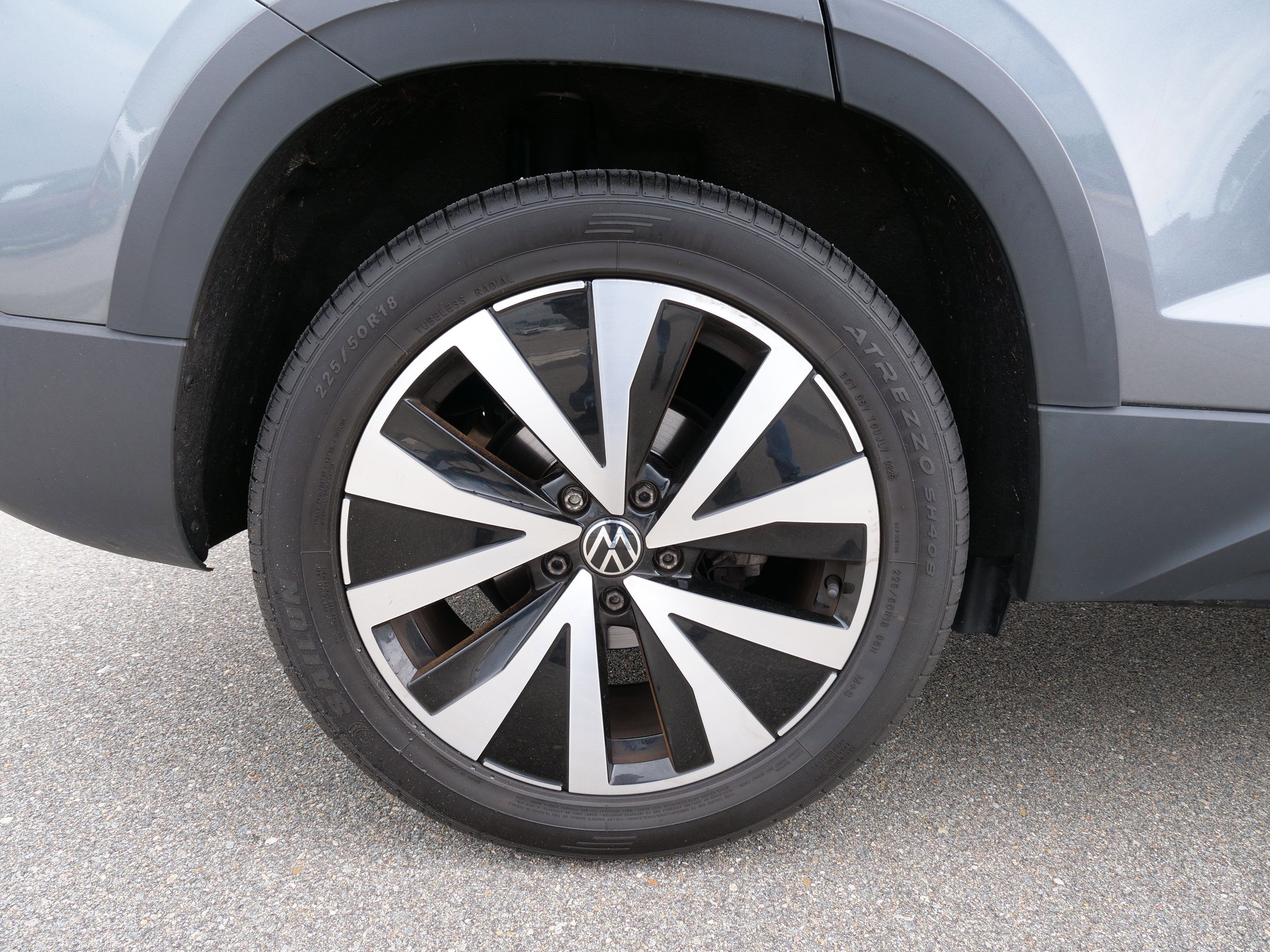 2022 Volkswagen Taos SE