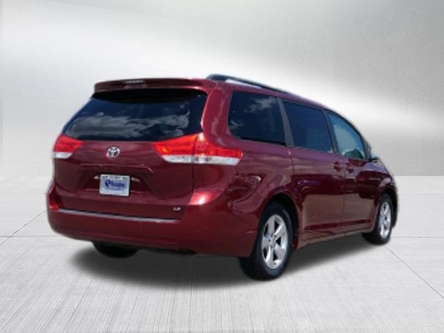 2014 Toyota Sienna LE