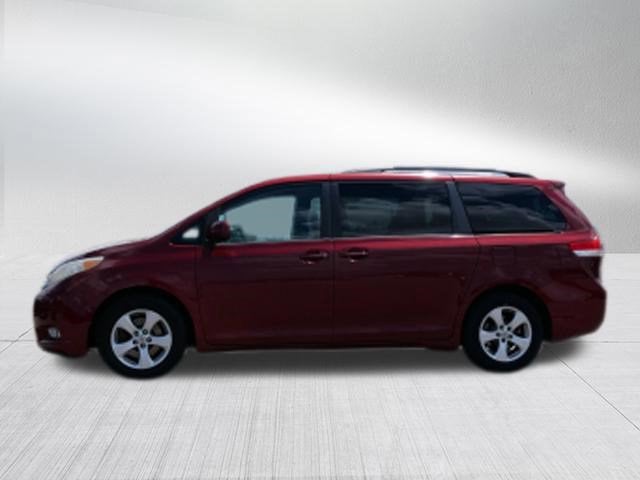 2014 Toyota Sienna LE