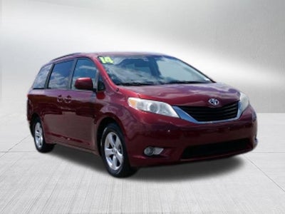 2014 Toyota Sienna LE