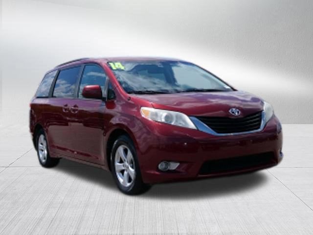 2014 Toyota Sienna LE