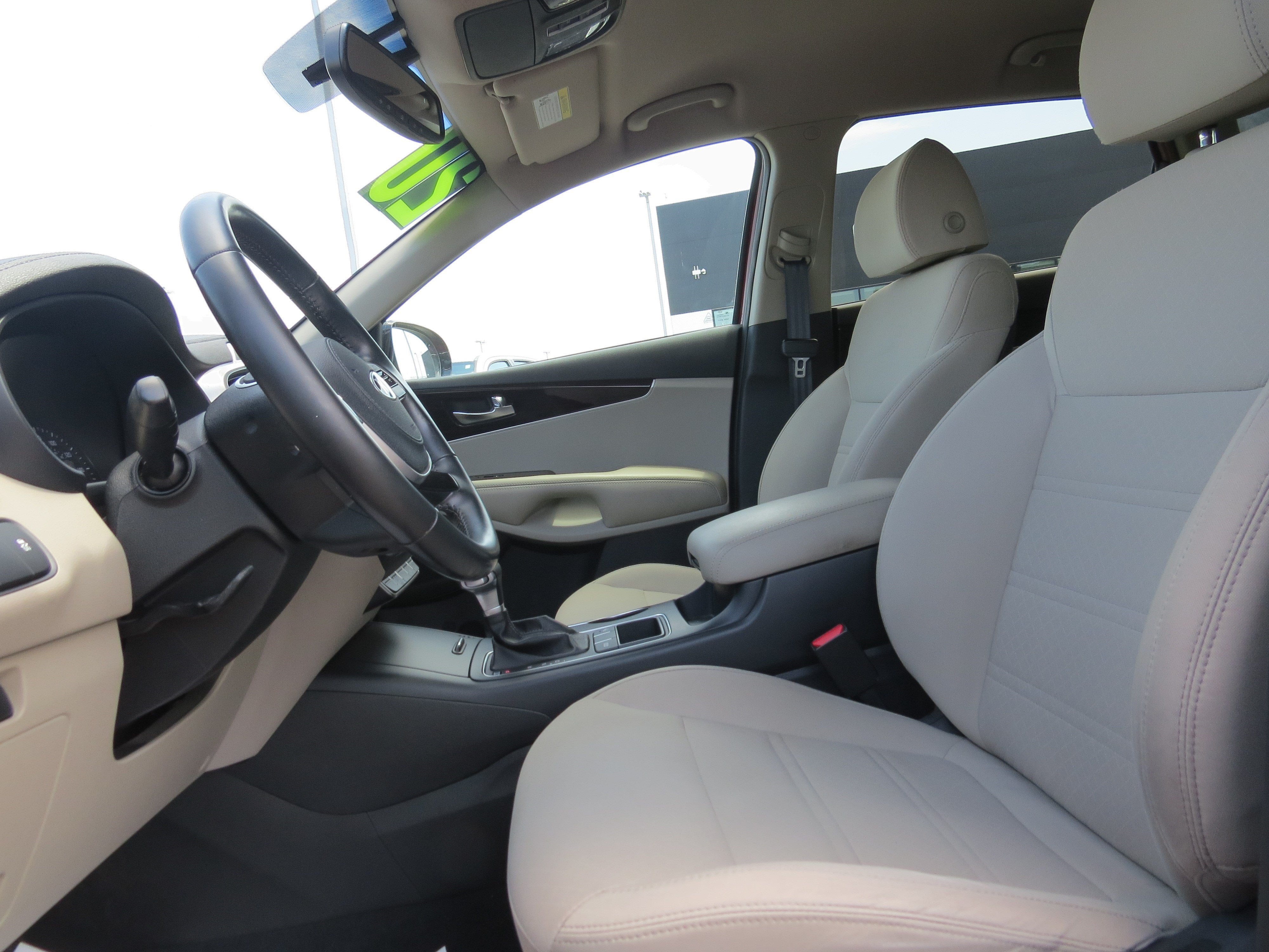 2020 Kia Sorento S V6