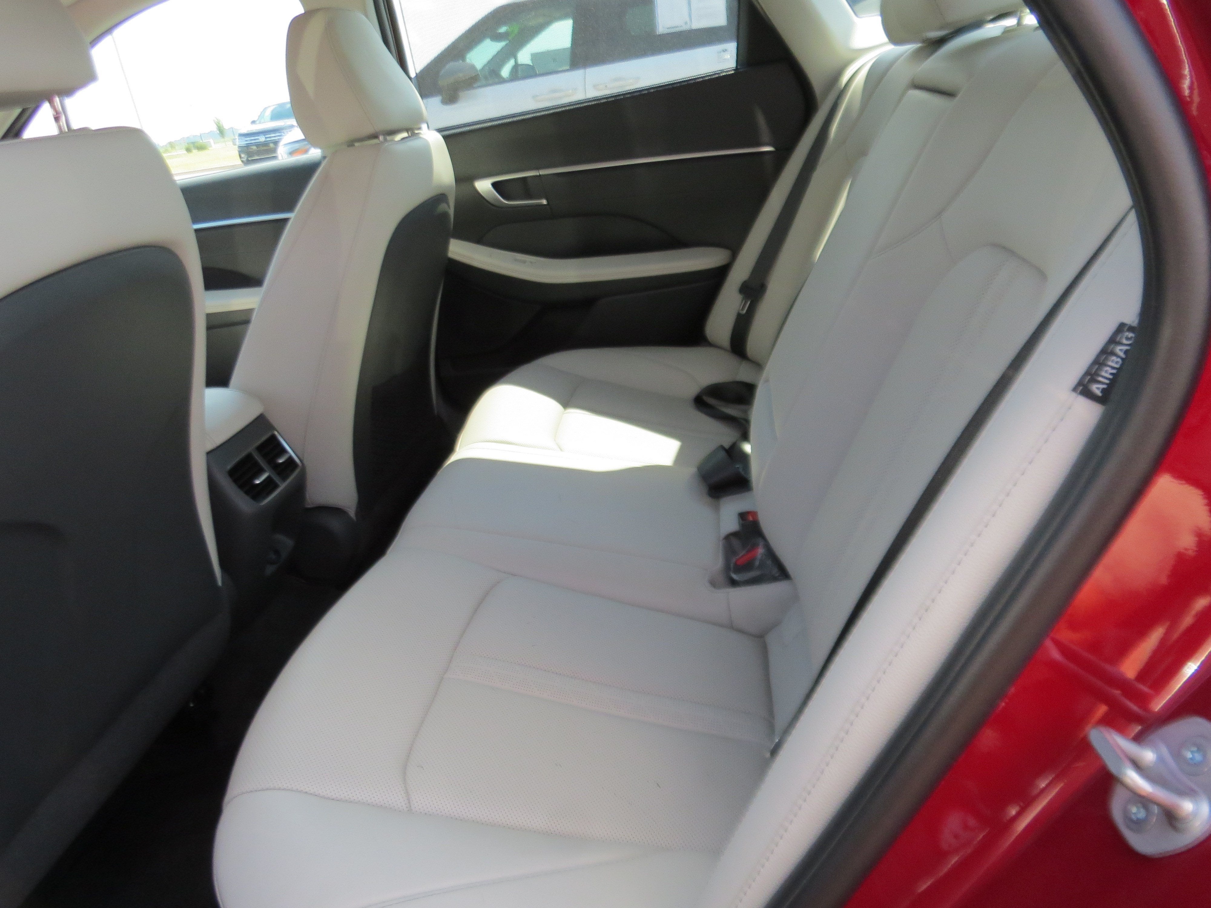 2023 Hyundai Sonata Hybrid Limited